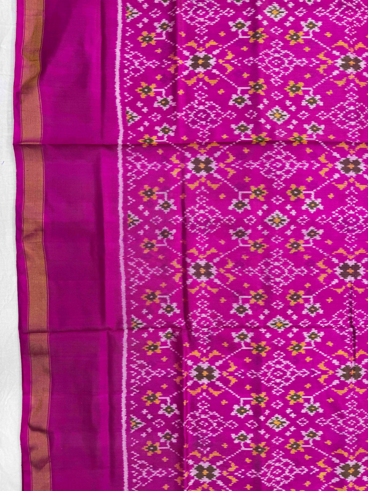 Pink Navratan with Plain Border Rajkot Patola Saree