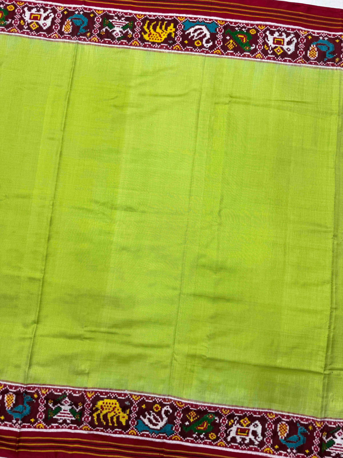 Maroon & Light Paroot Green Plain with Narikunj Border Pallu Double Ikat Patan Patola Saree