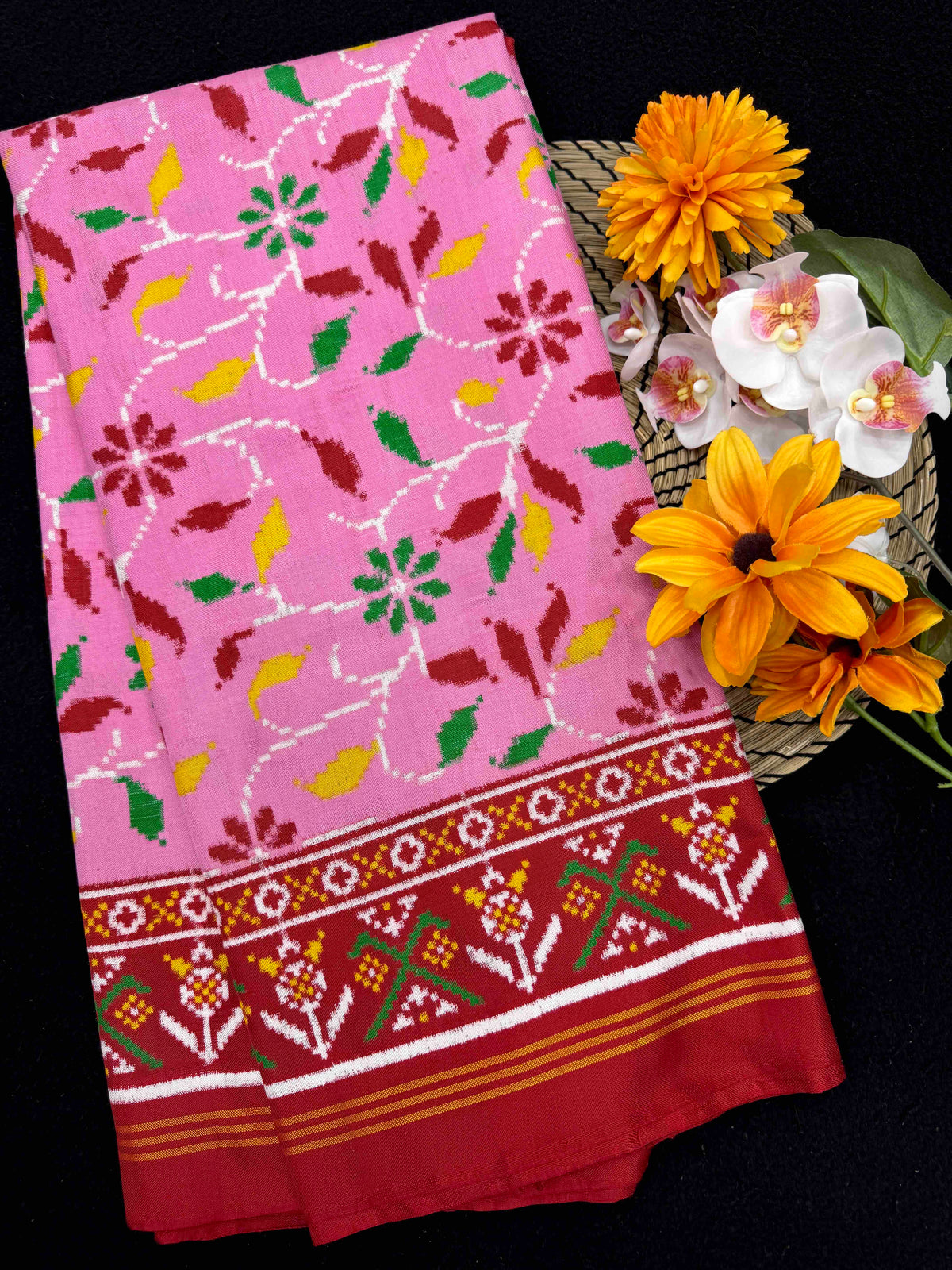 Red & Light Pink Fancy Leaves Double Ikat Patan Patola Saree