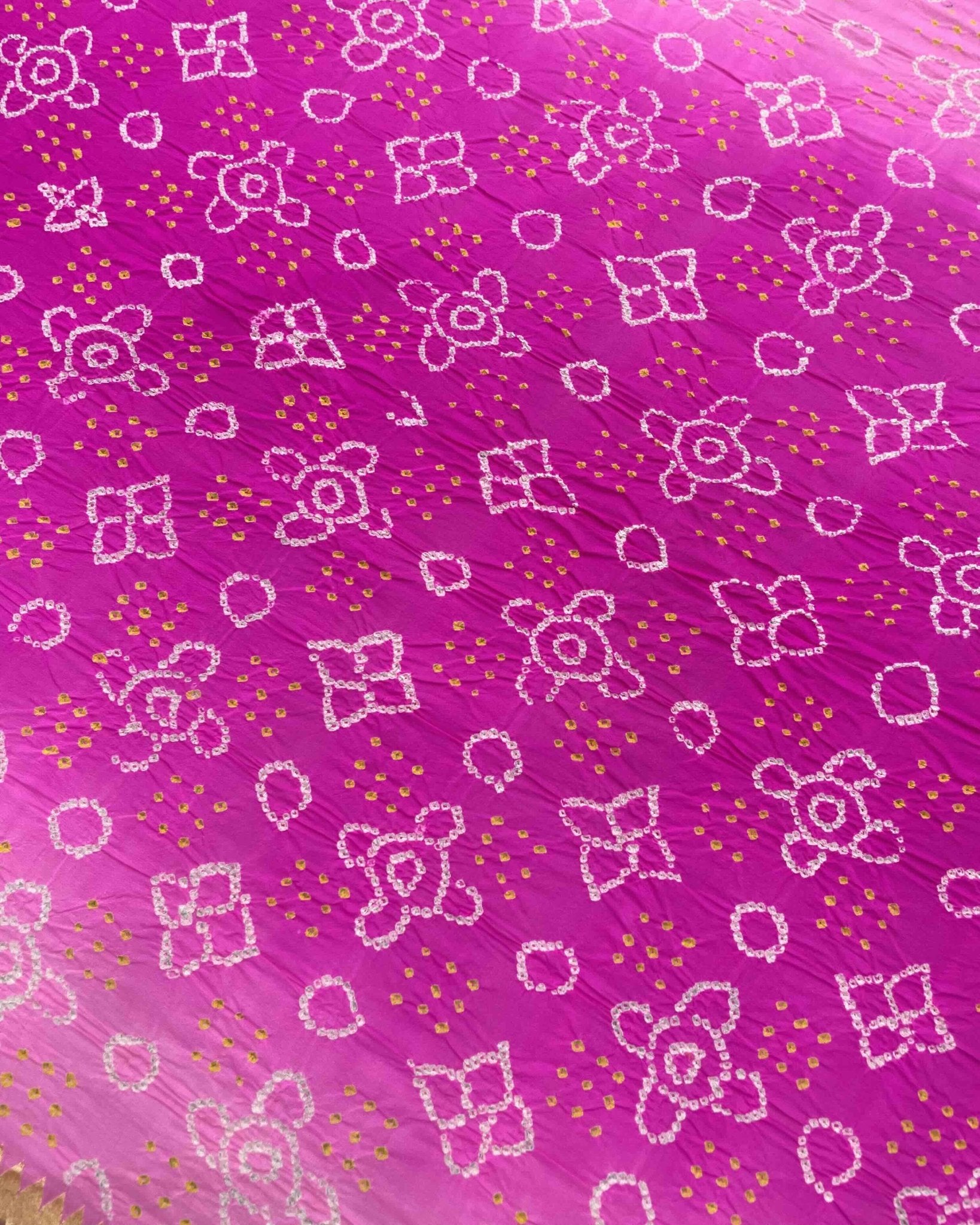 Baby Pink & Pink Shaded Georgette Bandhani Dupatta - SindhoiPatolaArt