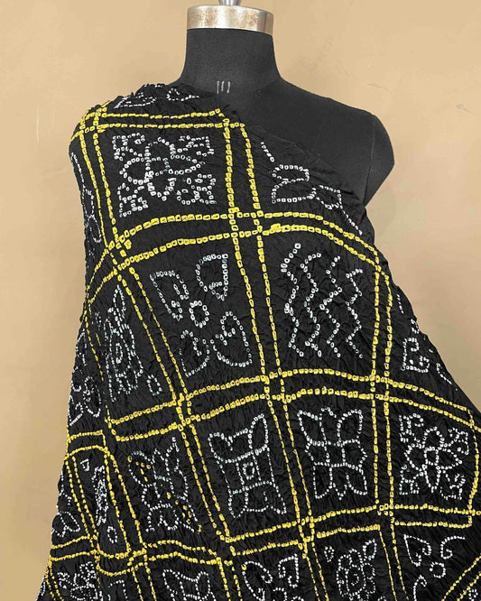 Black Gajji Bandhani Dupatta - SindhoiPatolaArt