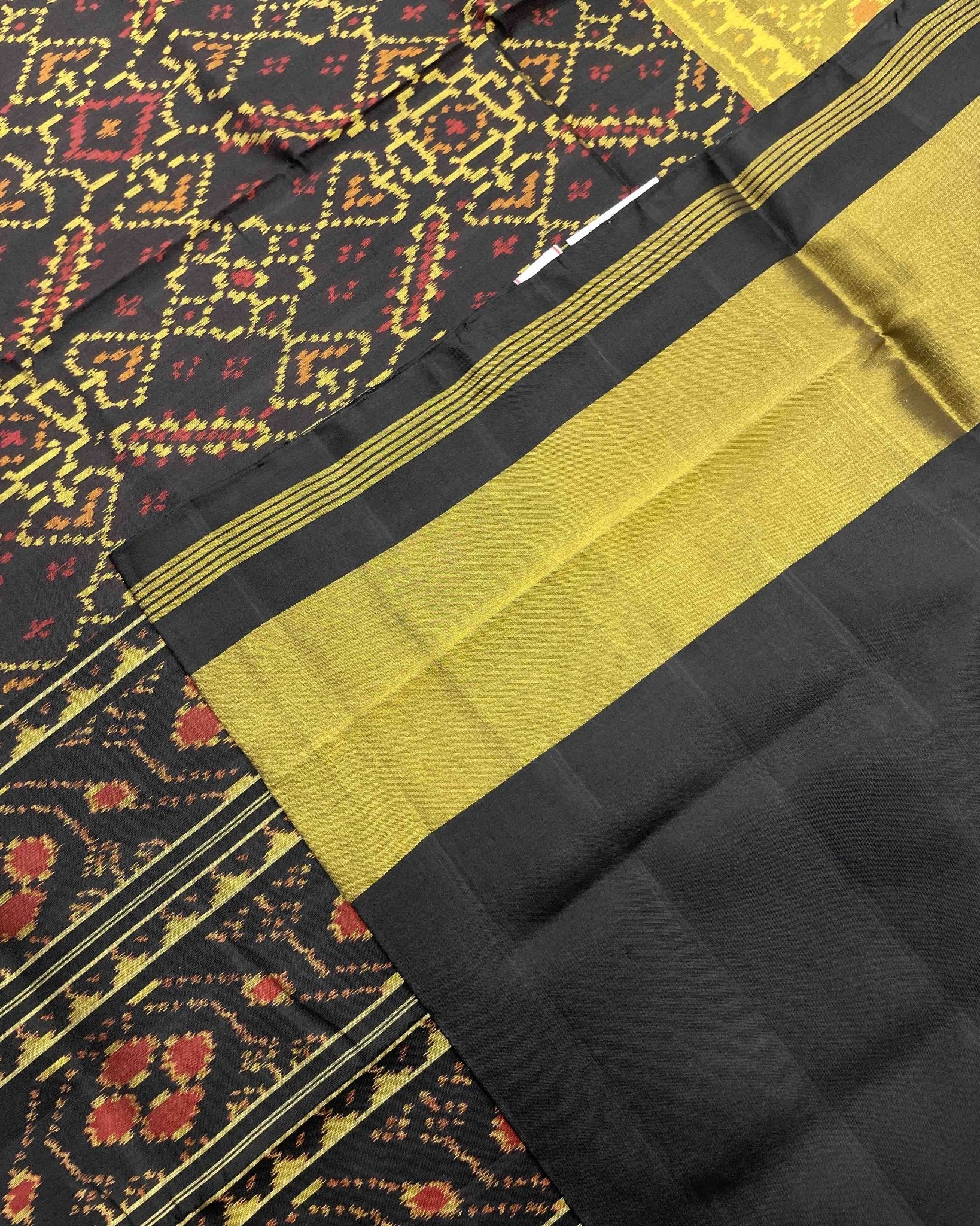 Black Manekchowk Designer Patola Saree - SindhoiPatolaArt