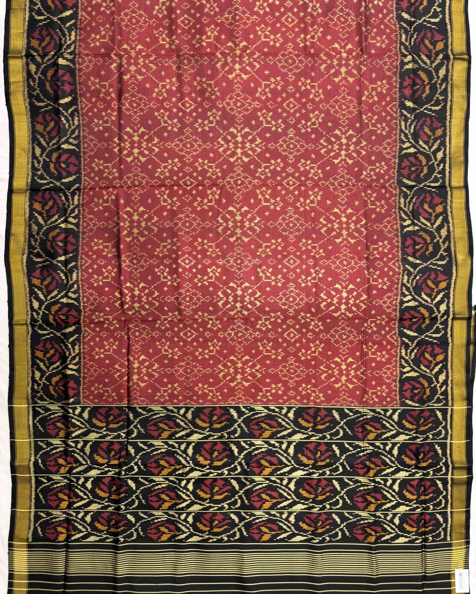 Black & Red Navratan Patola Saree - SindhoiPatolaArt