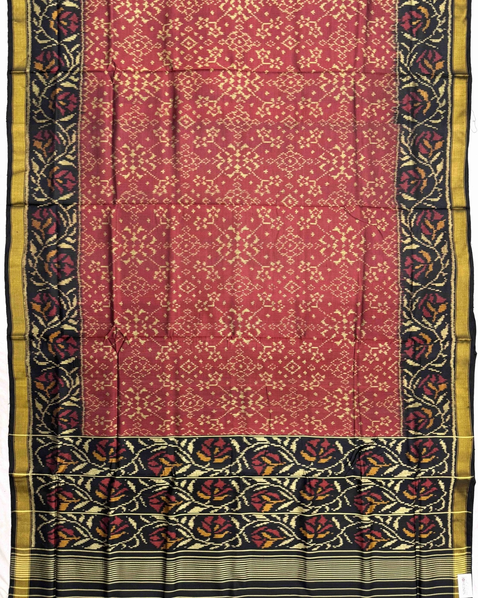 Black & Red Navratan Patola Saree - SindhoiPatolaArt