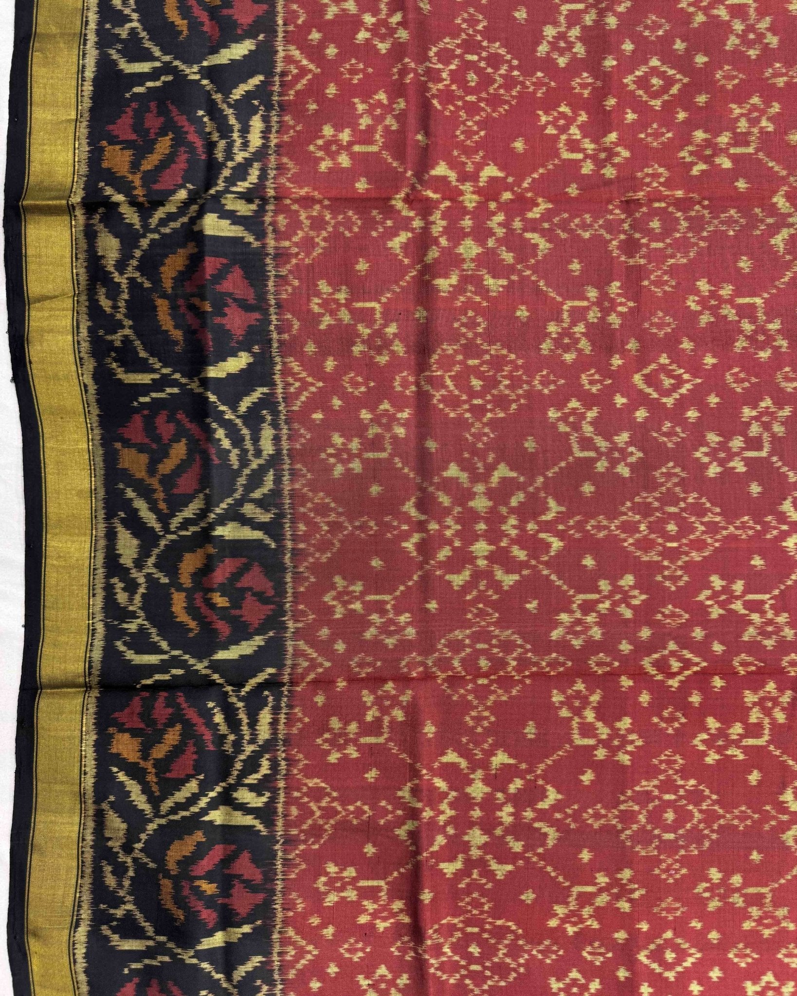 Black & Red Navratan Patola Saree - SindhoiPatolaArt