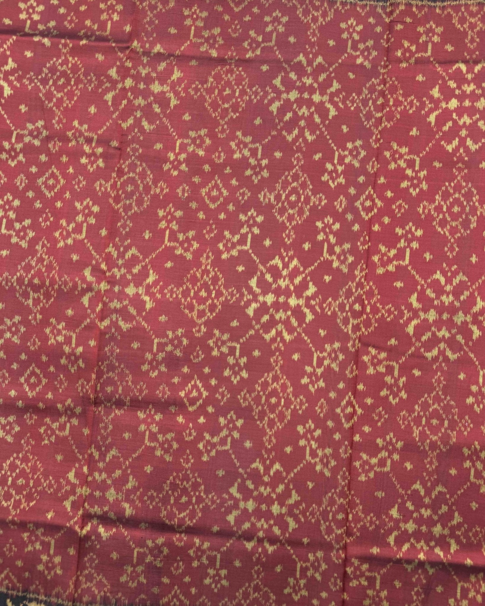 Black & Red Navratan Patola Saree - SindhoiPatolaArt