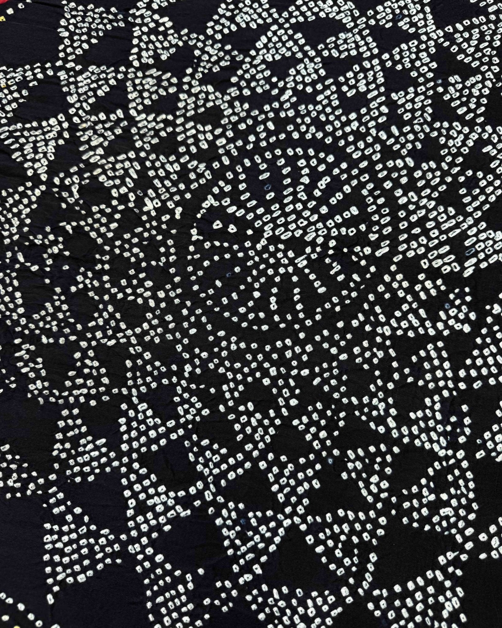 Black Zari Chex Gajji Silk Bandhani Saree - SindhoiPatolaArt