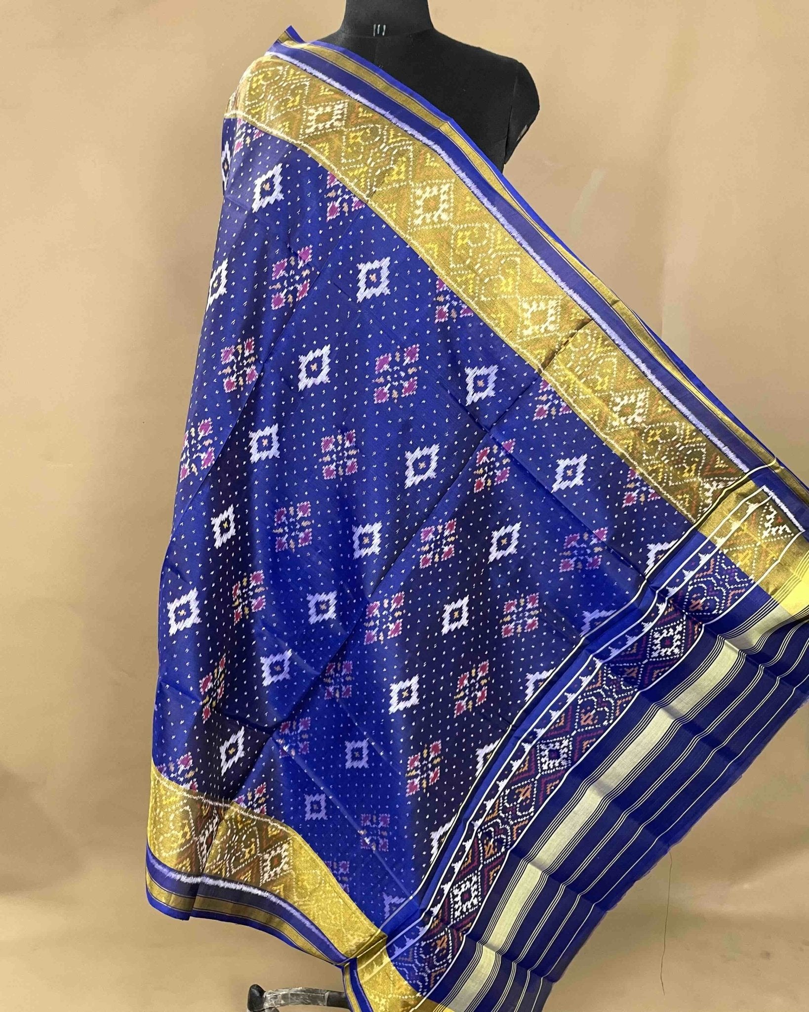 Blue Booty Panchanda Designer Patola Dupatta - SindhoiPatolaArt