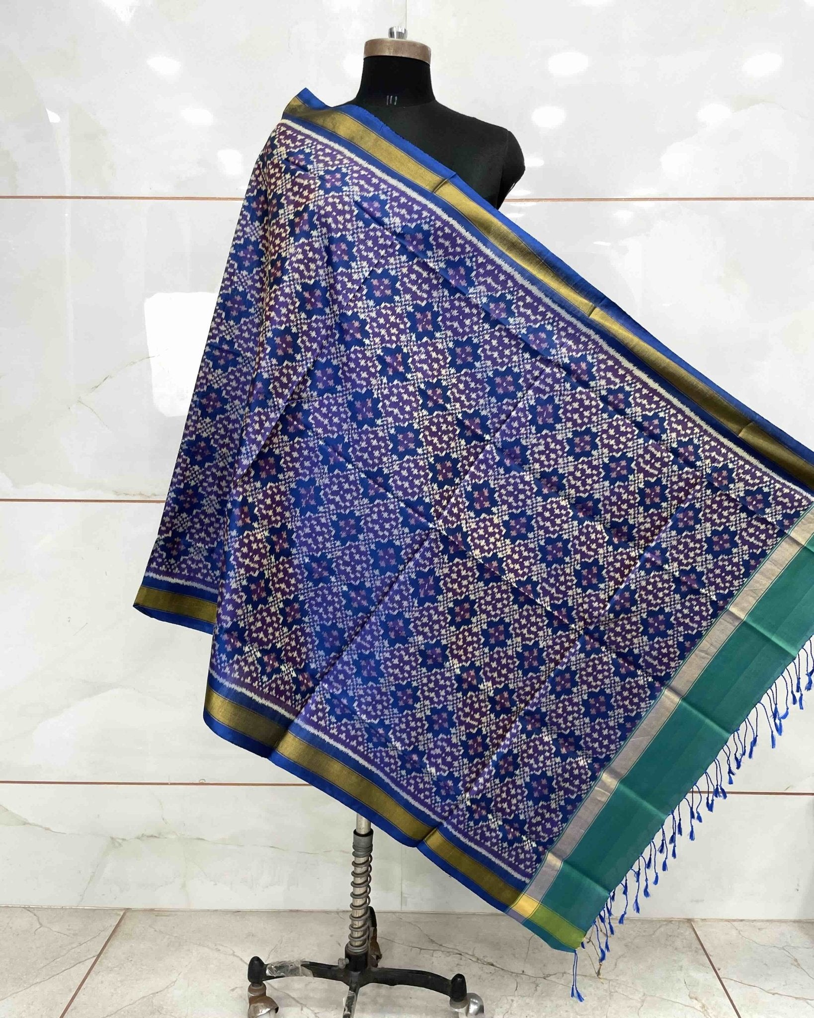 Blue Buttonful Design Patola Dupatta - SindhoiPatolaArt