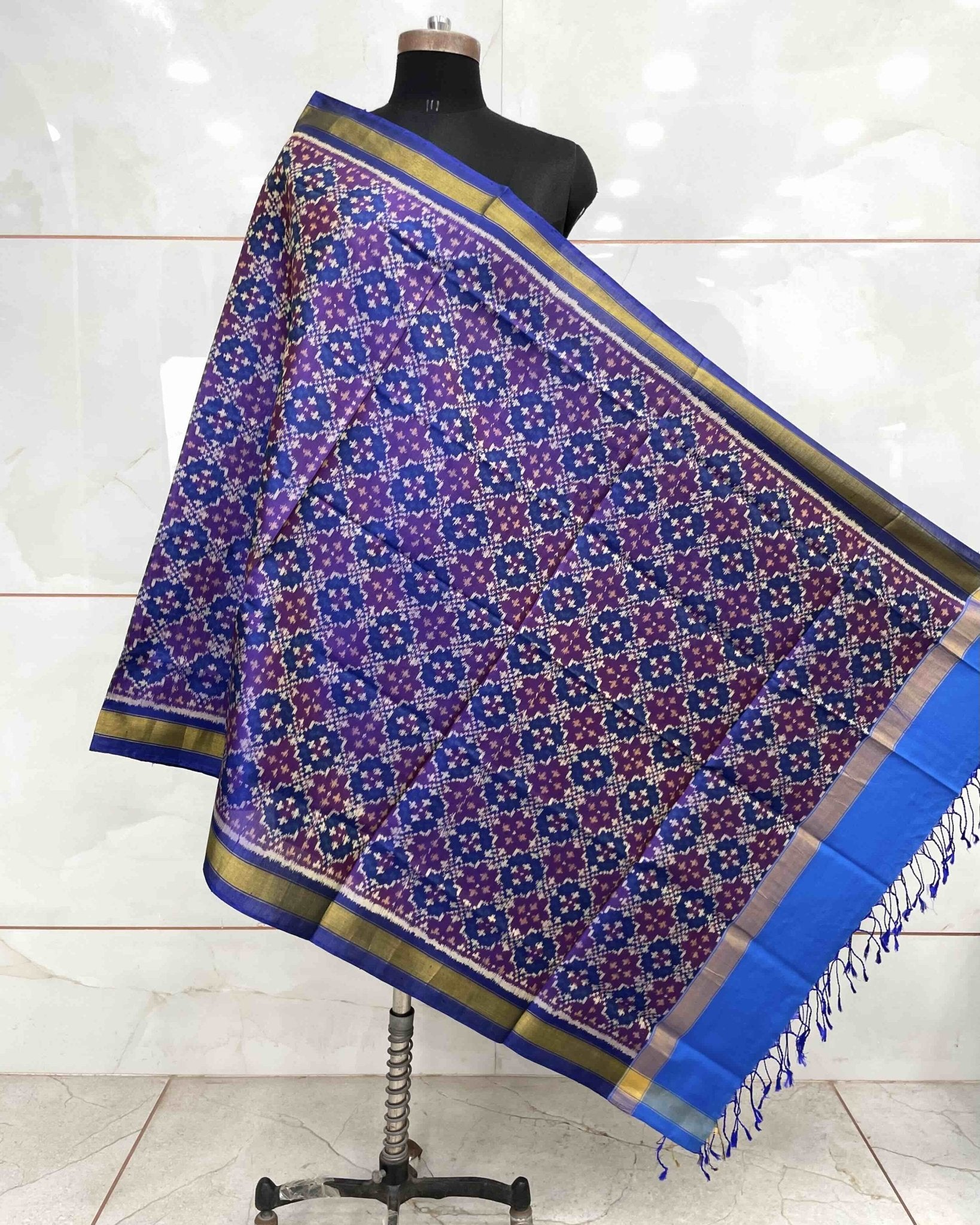 Blue Buttonful Design Patola Dupatta - SindhoiPatolaArt