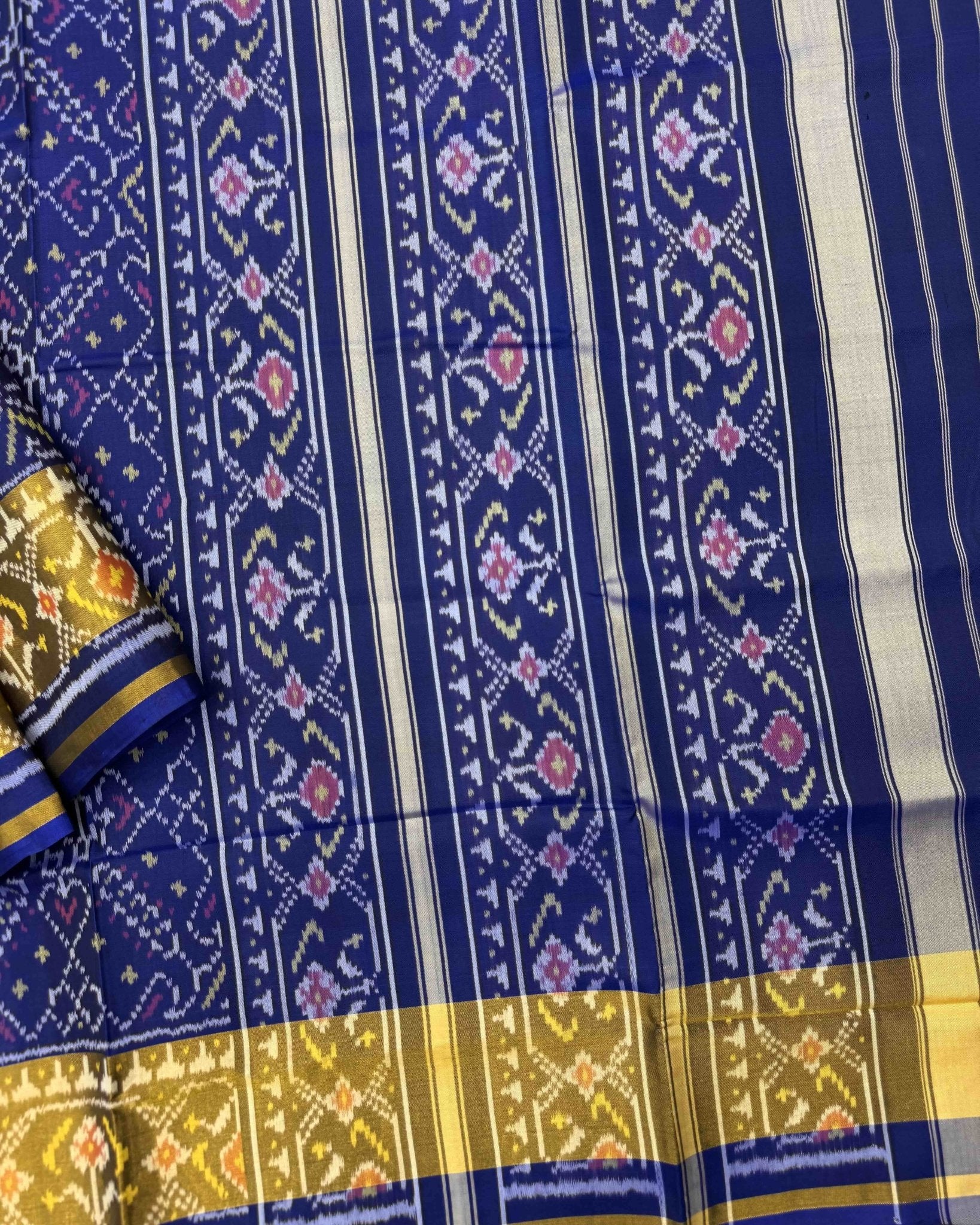 Blue Manekchowk Patola Saree - SindhoiPatolaArt