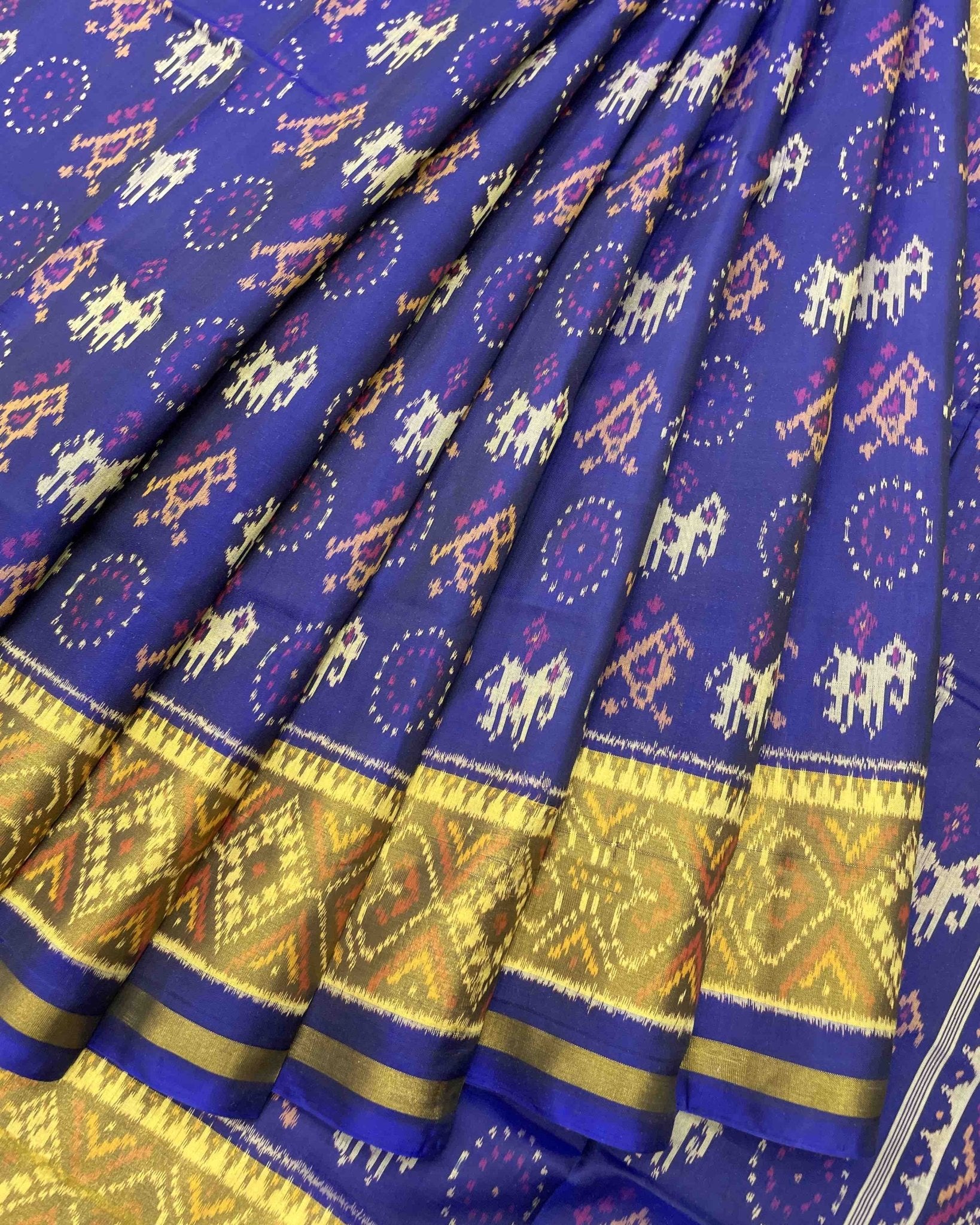 Blue Narikunj Circle Designer Patola Saree - SindhoiPatolaArt