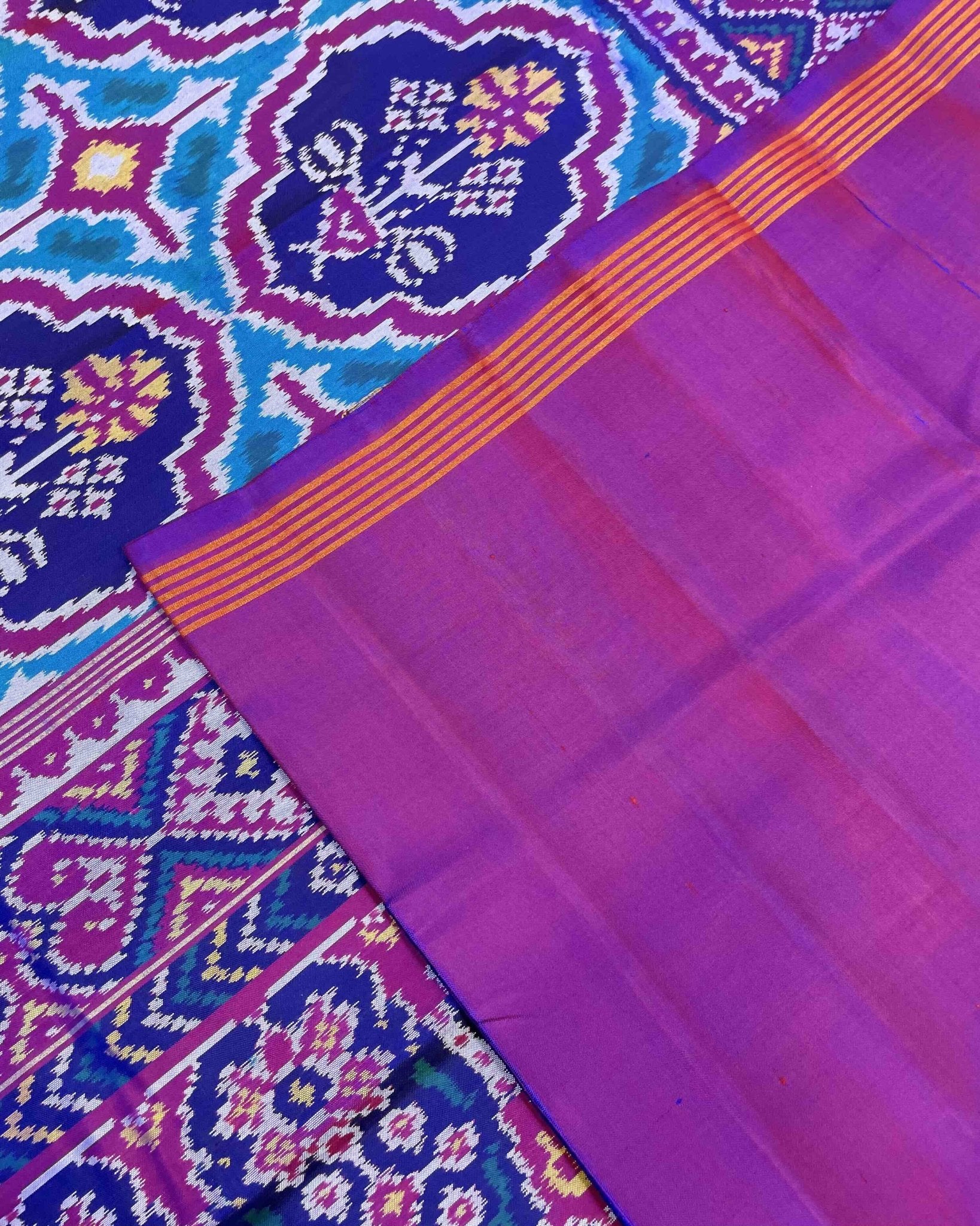Blue & Purple Big Figure Flower Designer Patola Saree - SindhoiPatolaArt