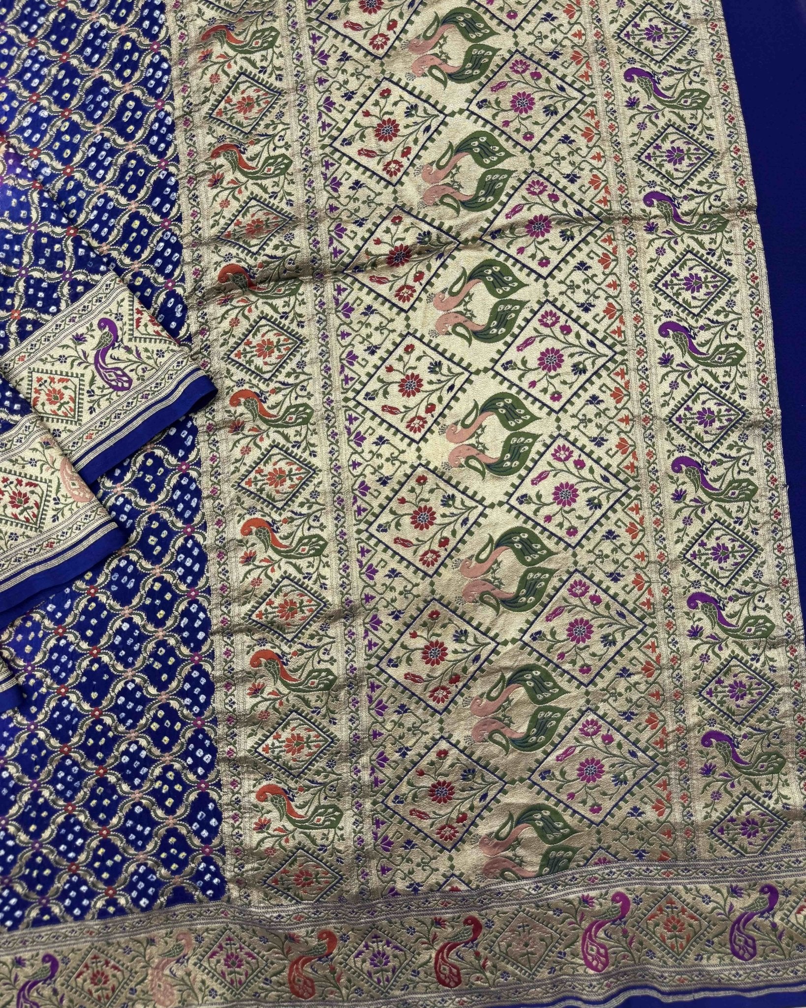 Blue & Red Banarasi Georgette Bandhani Saree - SindhoiPatolaArt