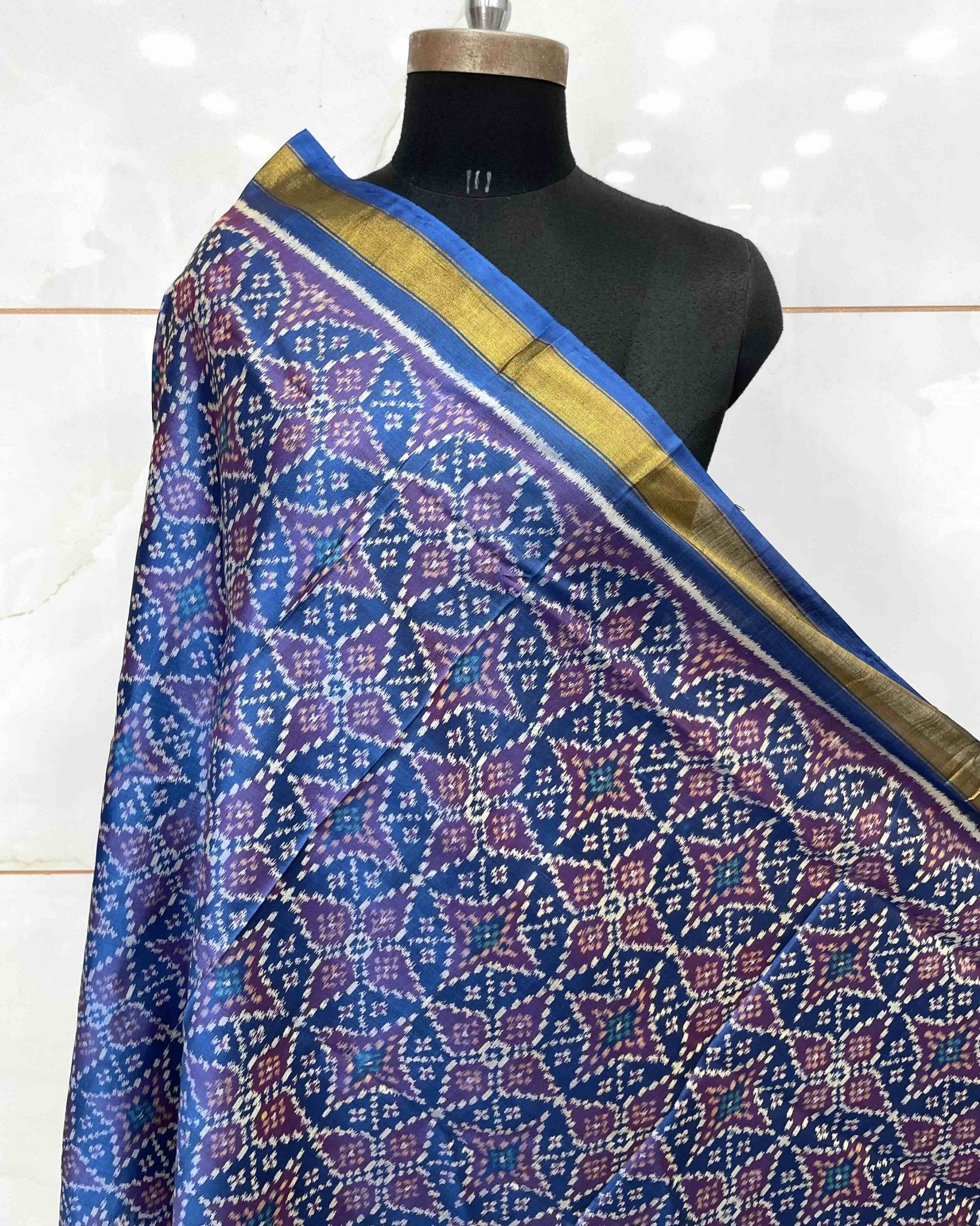 Blue Solsitara Design Patola Dupatta - SindhoiPatolaArt