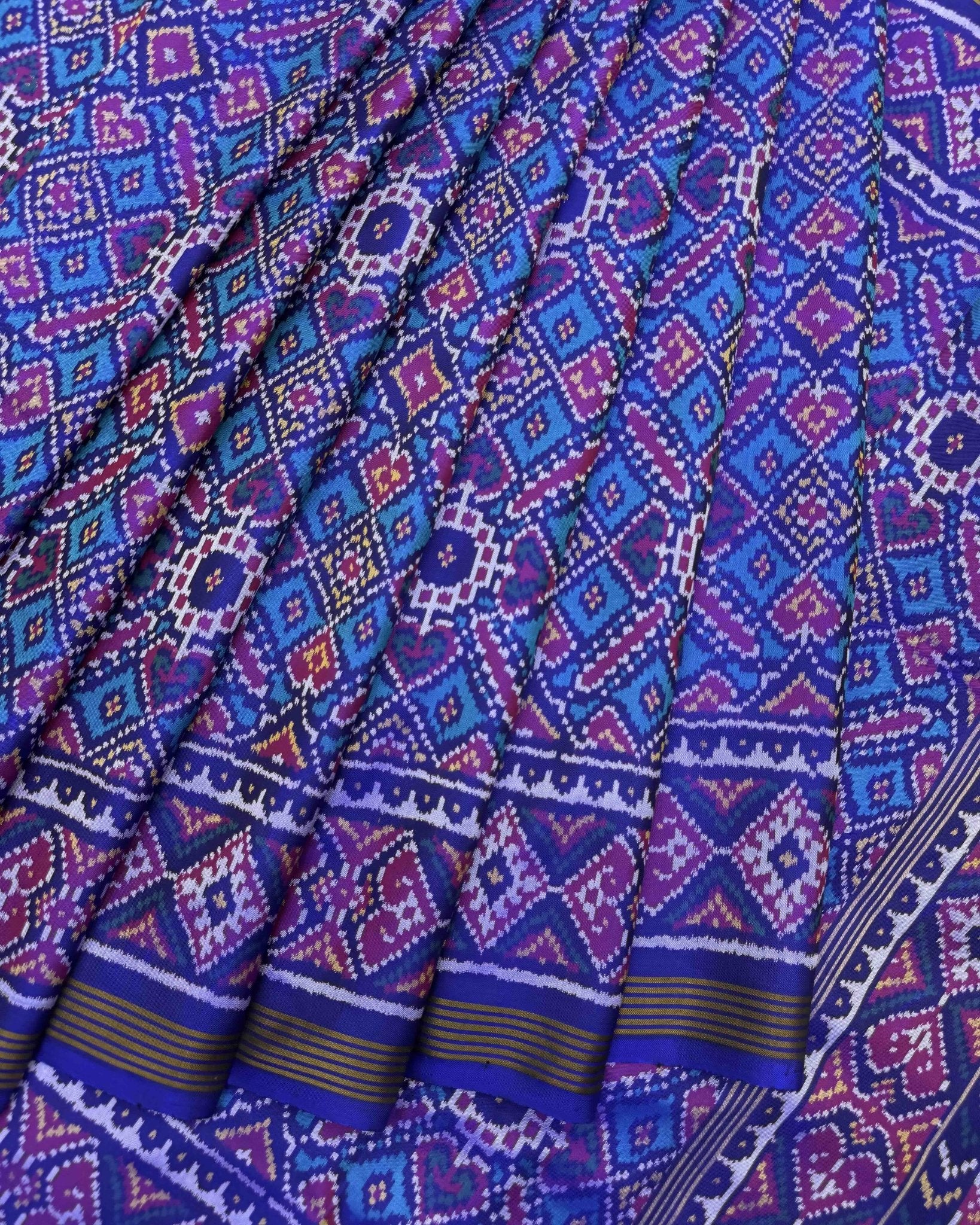 Blue & Turquoise Manekchowk Semi Double Ikat Patola Saree - SindhoiPatolaArt