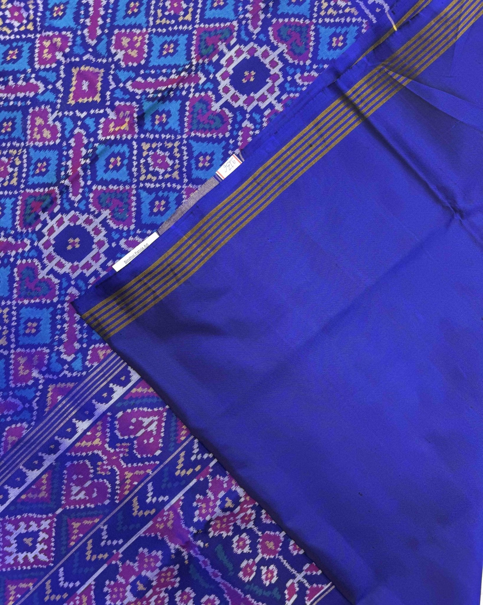 Blue & Turquoise Manekchowk Semi Double Ikat Patola Saree - SindhoiPatolaArt