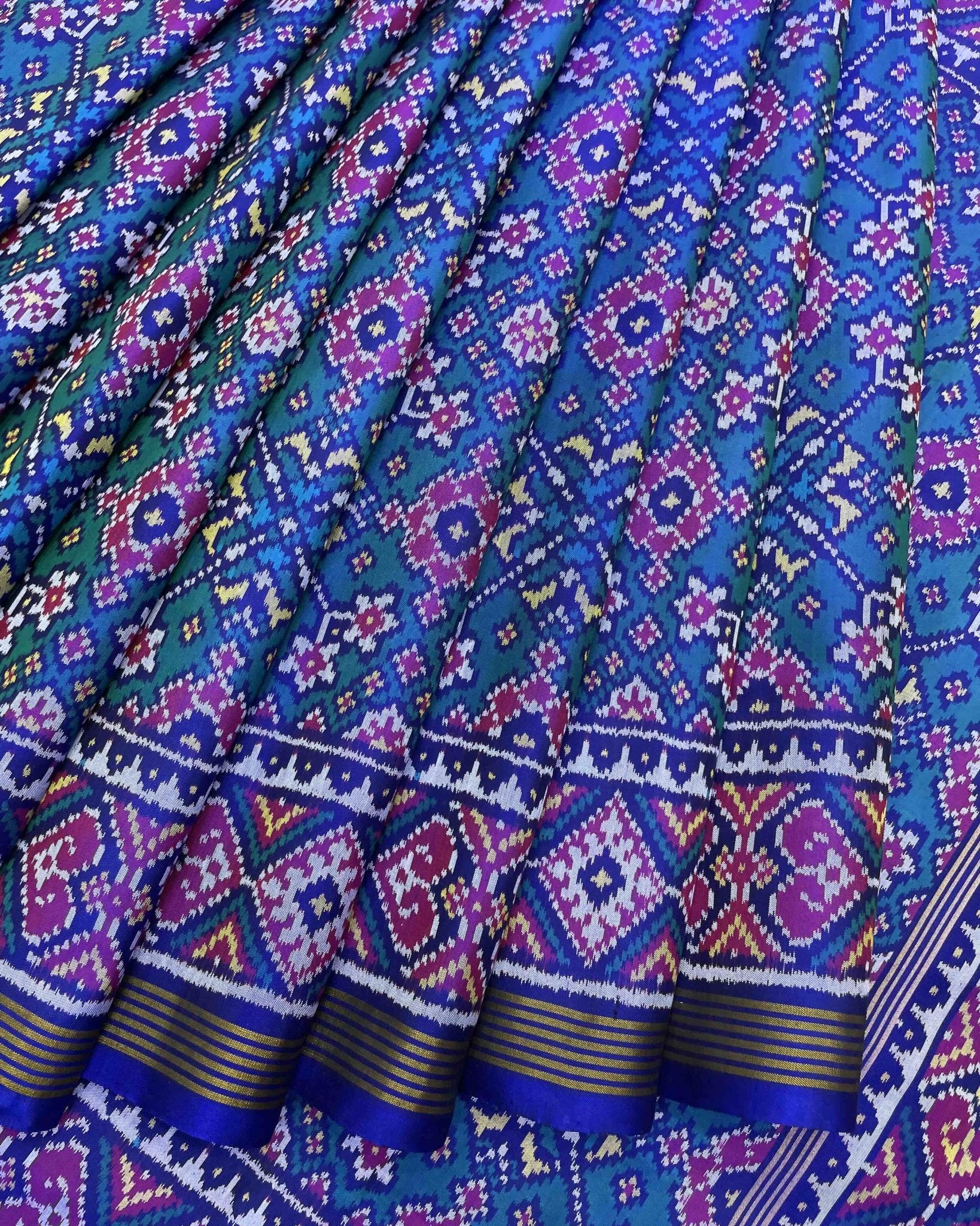 Blue & Turquoise Navratan Designer Patola Saree - SindhoiPatolaArt