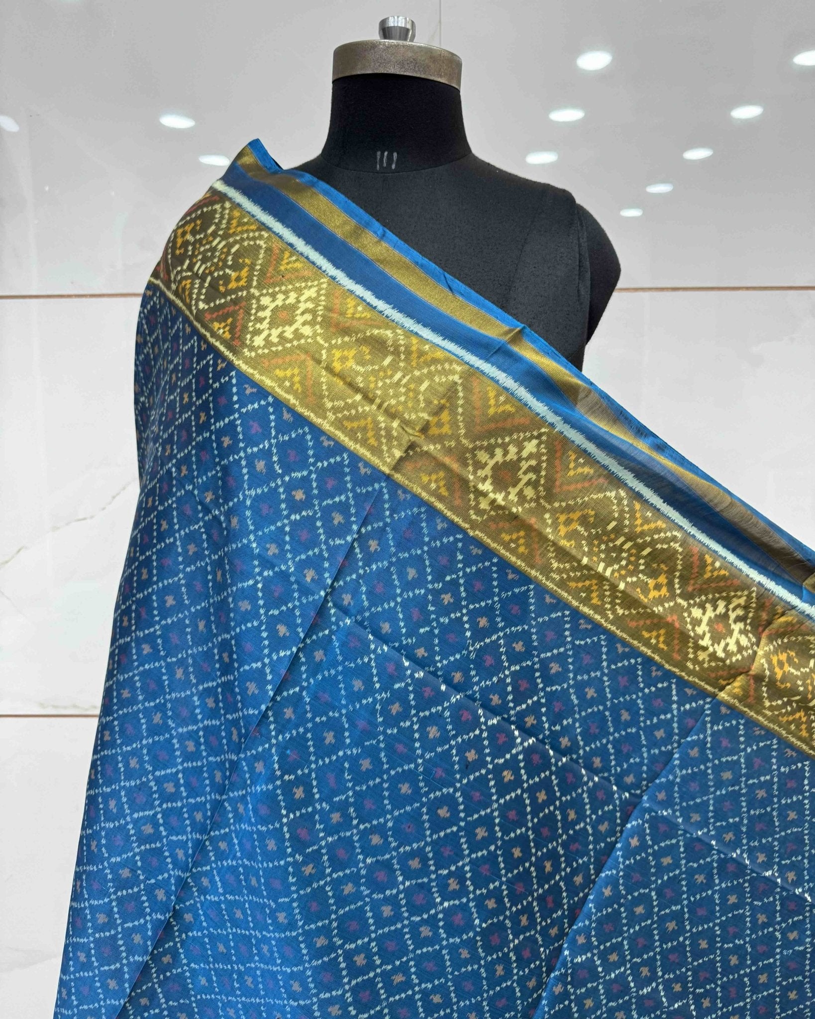 Blue Turquoise Shade Boody Patola Dupatta - SindhoiPatolaArt