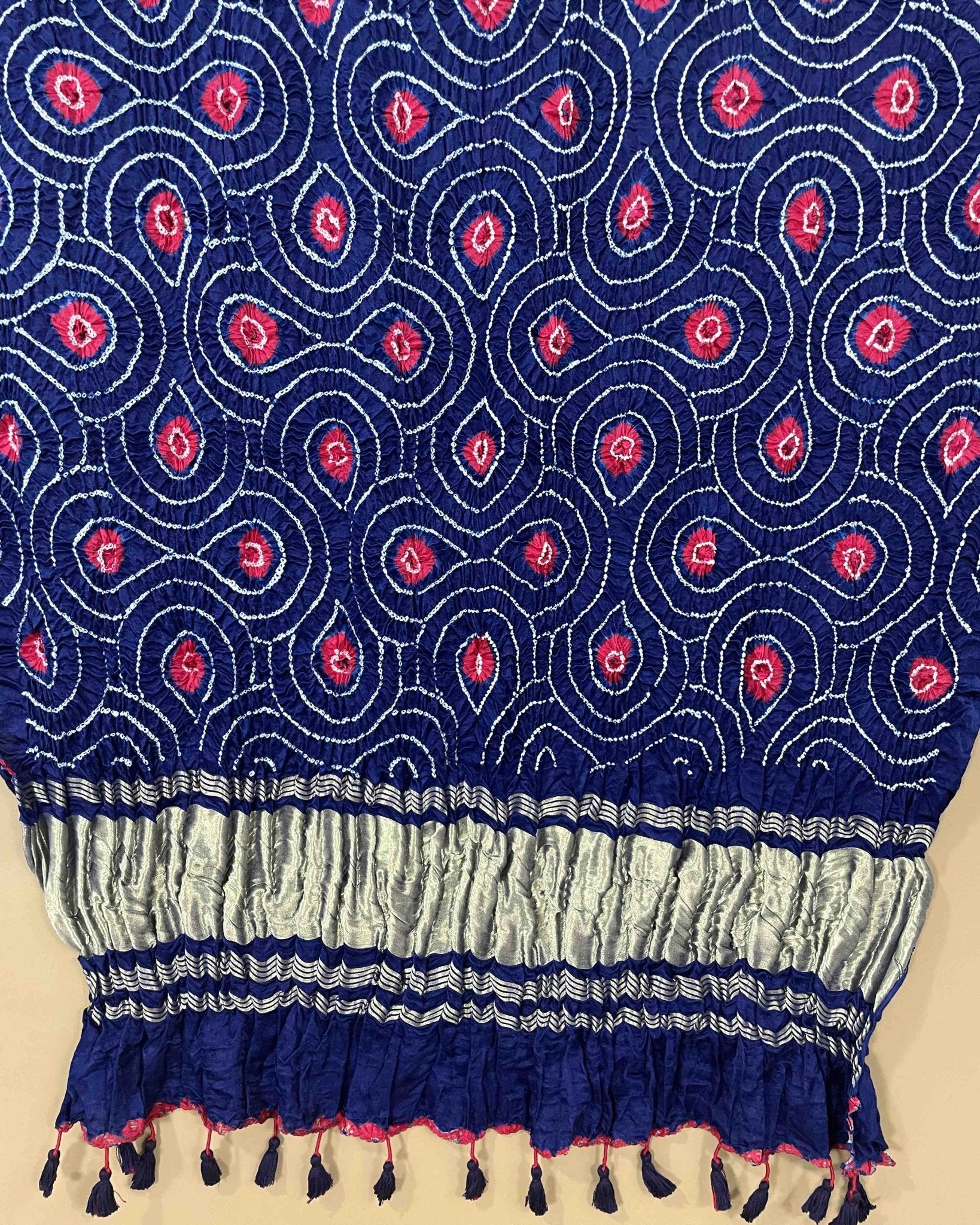Blue with Red Dots Bandhani Dupatta - SindhoiPatolaArt
