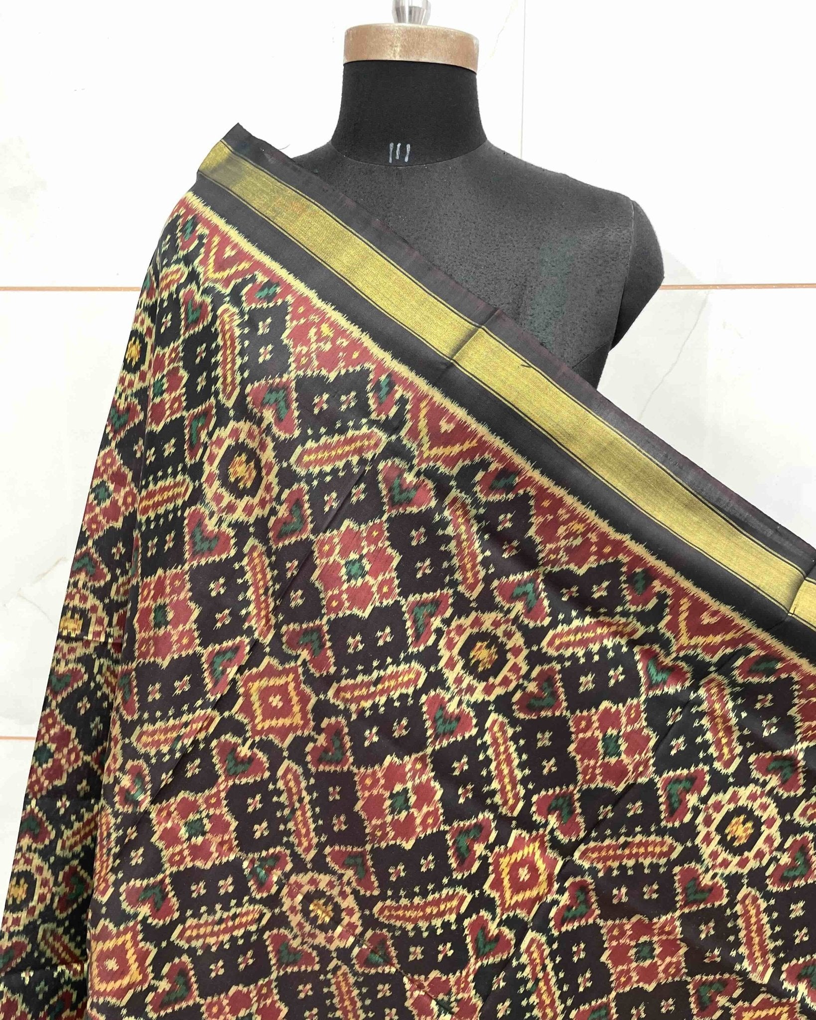 Coffee Brown Manekchowk Patola Dupatta - SindhoiPatolaArt