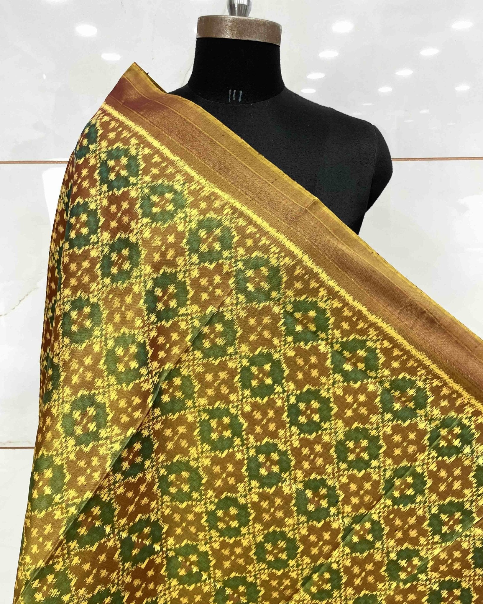 Golden Buttonful Design Patola Dupatta - SindhoiPatolaArt