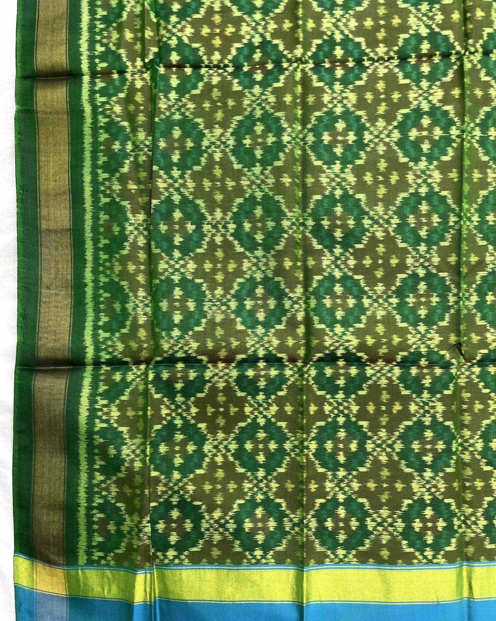 Green Buttonful Design Patola Dupatta - SindhoiPatolaArt
