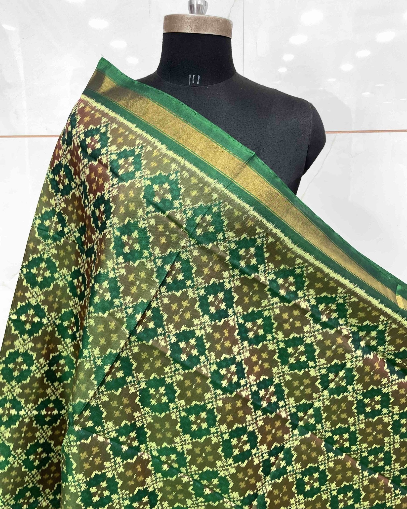 Green Buttonful Design Patola Dupatta - SindhoiPatolaArt