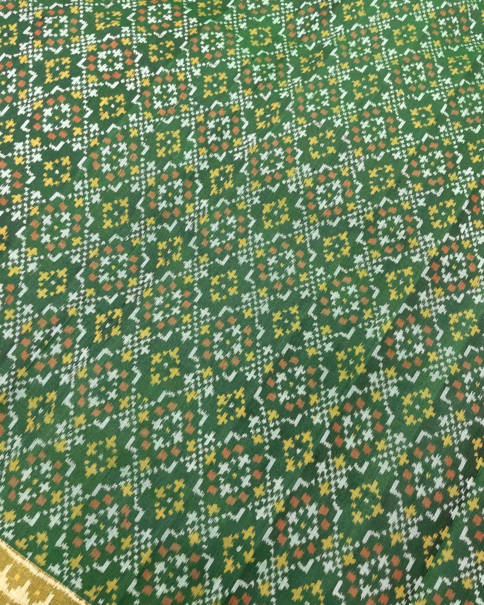 Green Buttonful Designer Patola Saree - SindhoiPatolaArt