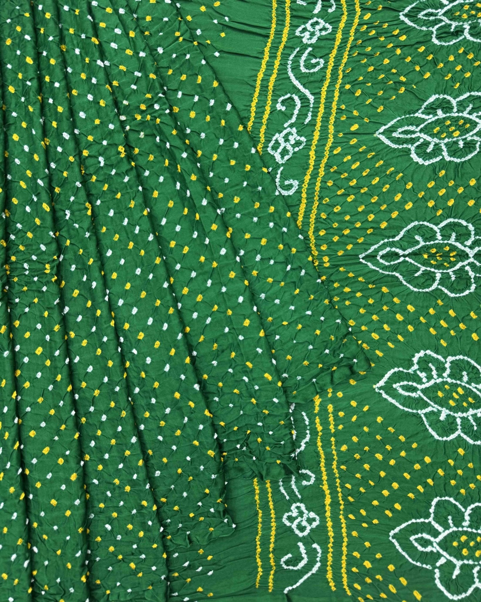 Green Gajji Silk Bandhani Saree - SindhoiPatolaArt