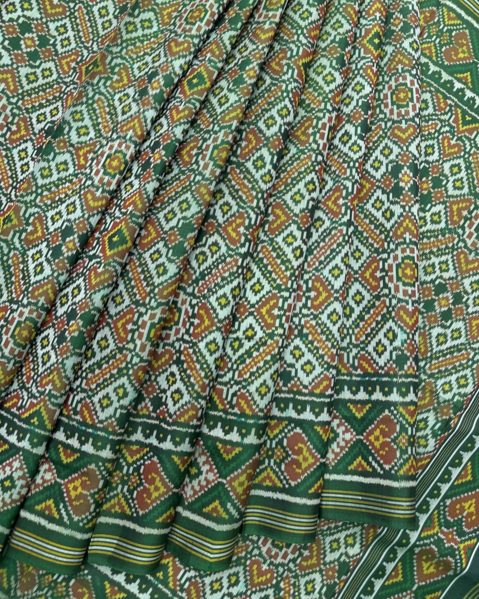 Green & Light Green Manekchowk Semi Double Ikat Patola Saree - SindhoiPatolaArt