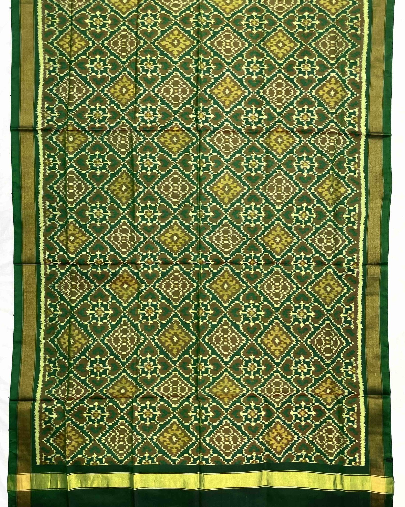 Green Panchanda Patola Dupatta - SindhoiPatolaArt