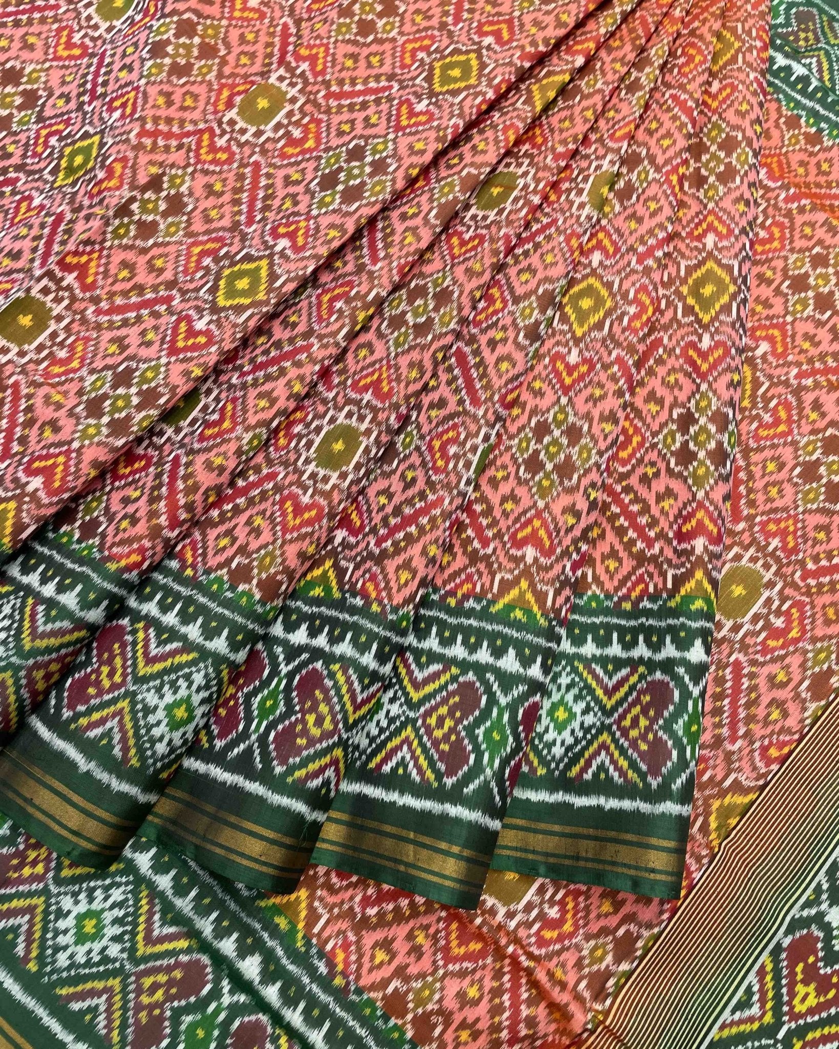 Green & Peach Manekchowk Designer Patola Saree - SindhoiPatolaArt