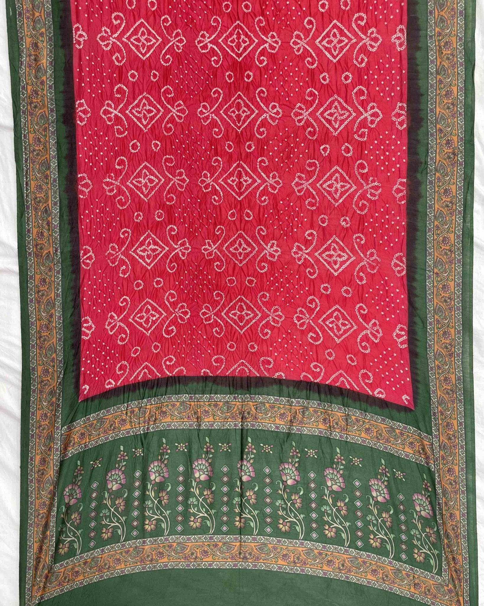 Green & Red Kalamkari Bandhani Dupatta - SindhoiPatolaArt