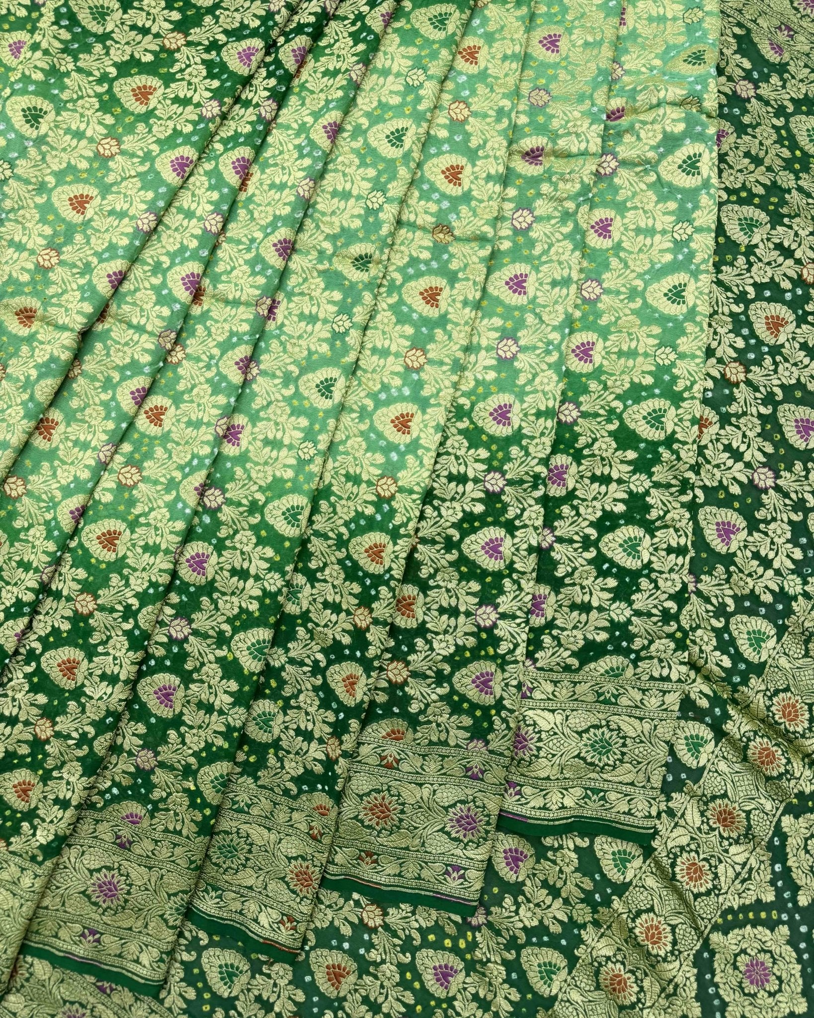 Green Shaded Banarasi Georgette Bandhani Saree - SindhoiPatolaArt
