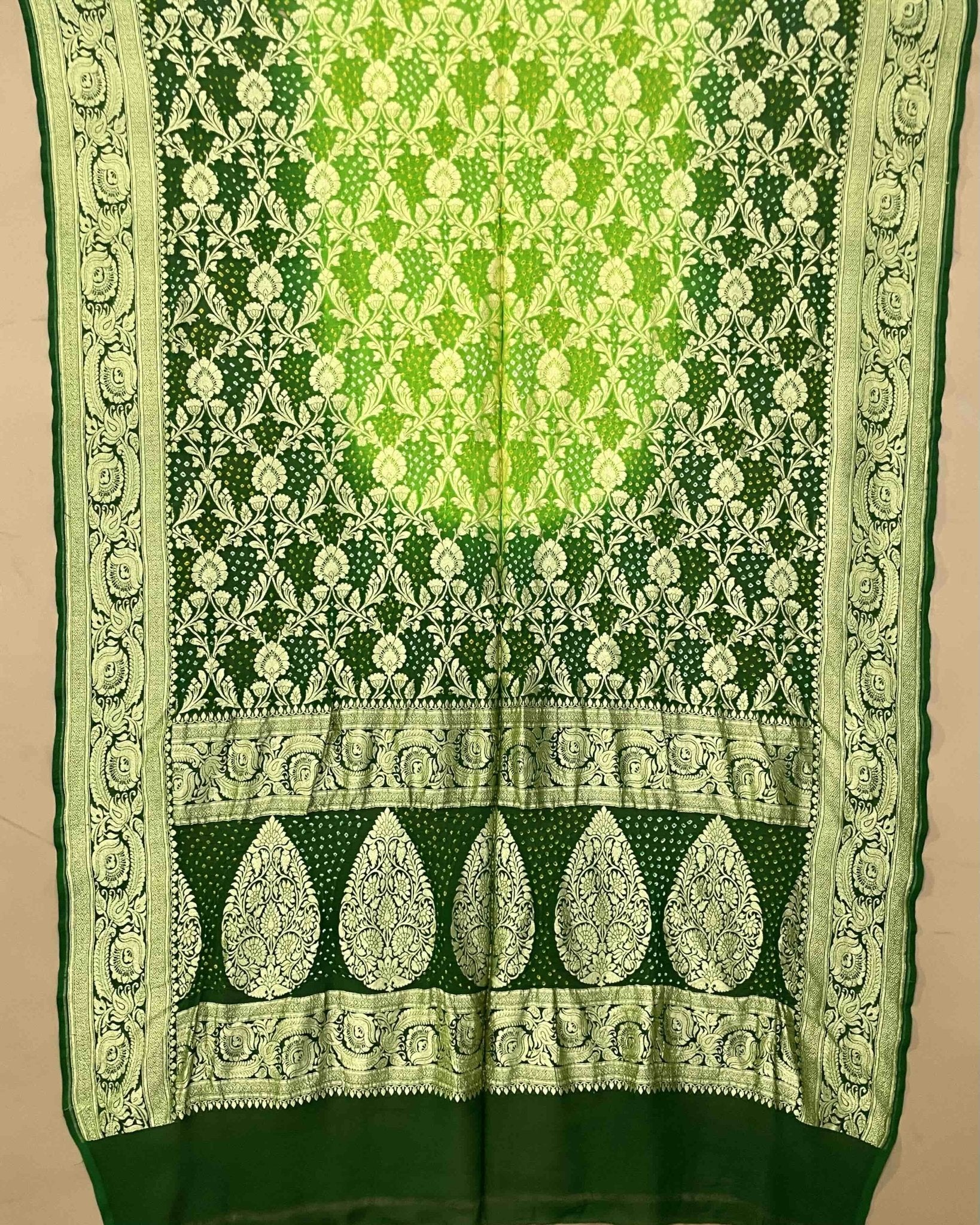 Green Shaded Georgette Bandhani Dupatta - SindhoiPatolaArt
