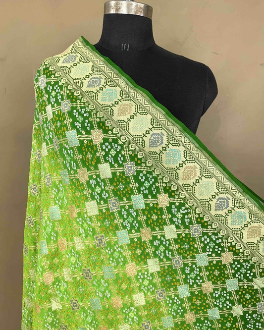 Green Shaded Meenakari Bandhani Dupatta - SindhoiPatolaArt