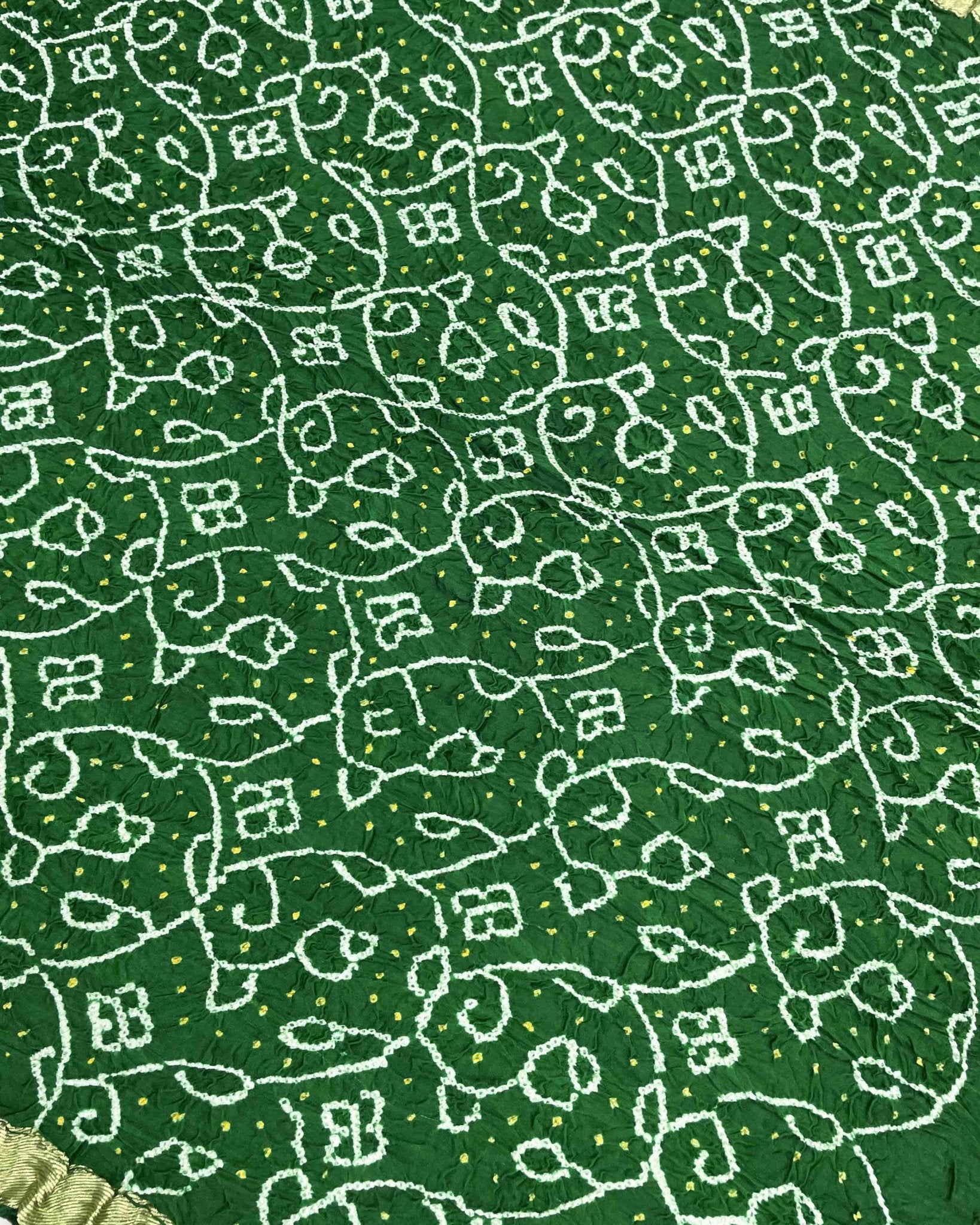 Green with Chex Pallu Gajji Silk Bandhani Saree - SindhoiPatolaArt