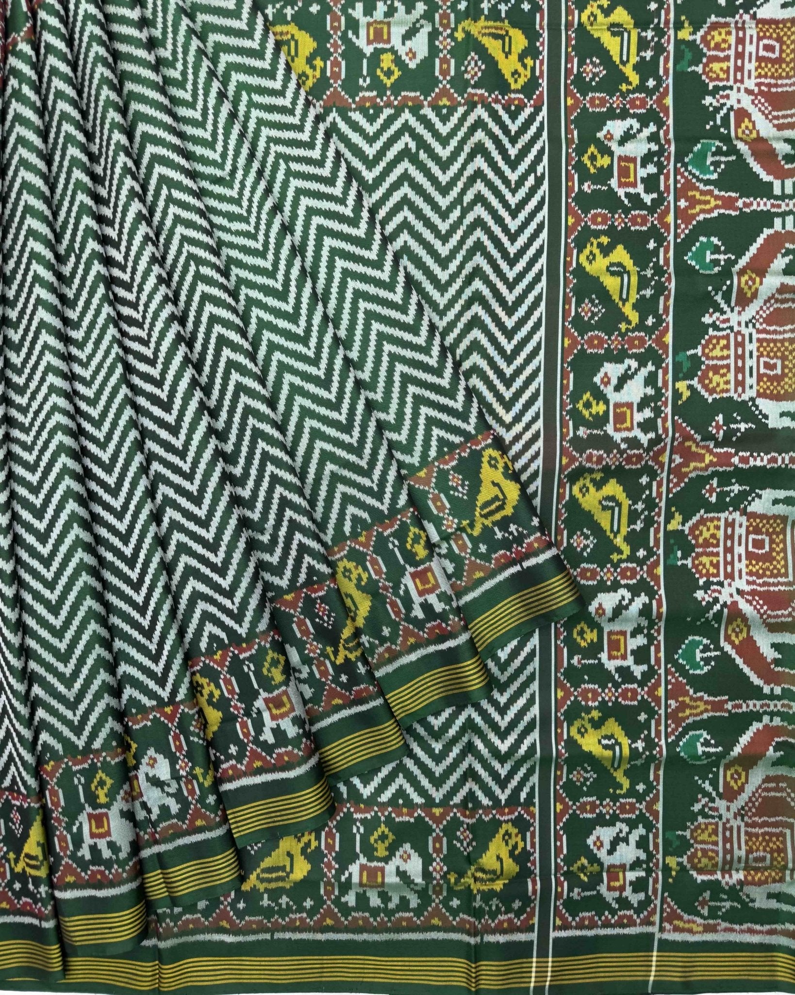 Green Zig Zag Lining Semi Double Ikat Patola Saree - SindhoiPatolaArt
