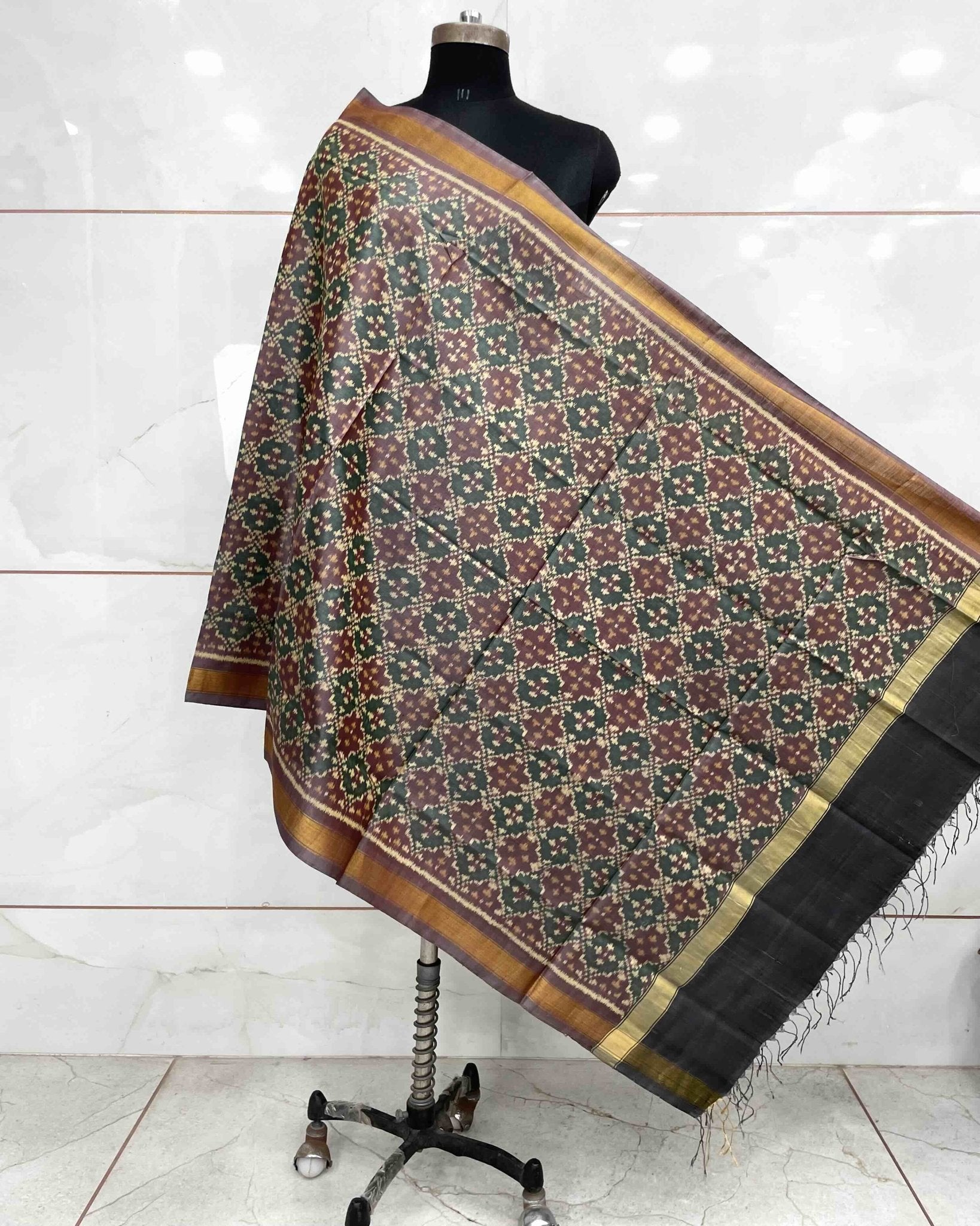 Grey Buttonful Design Patola Dupatta - SindhoiPatolaArt