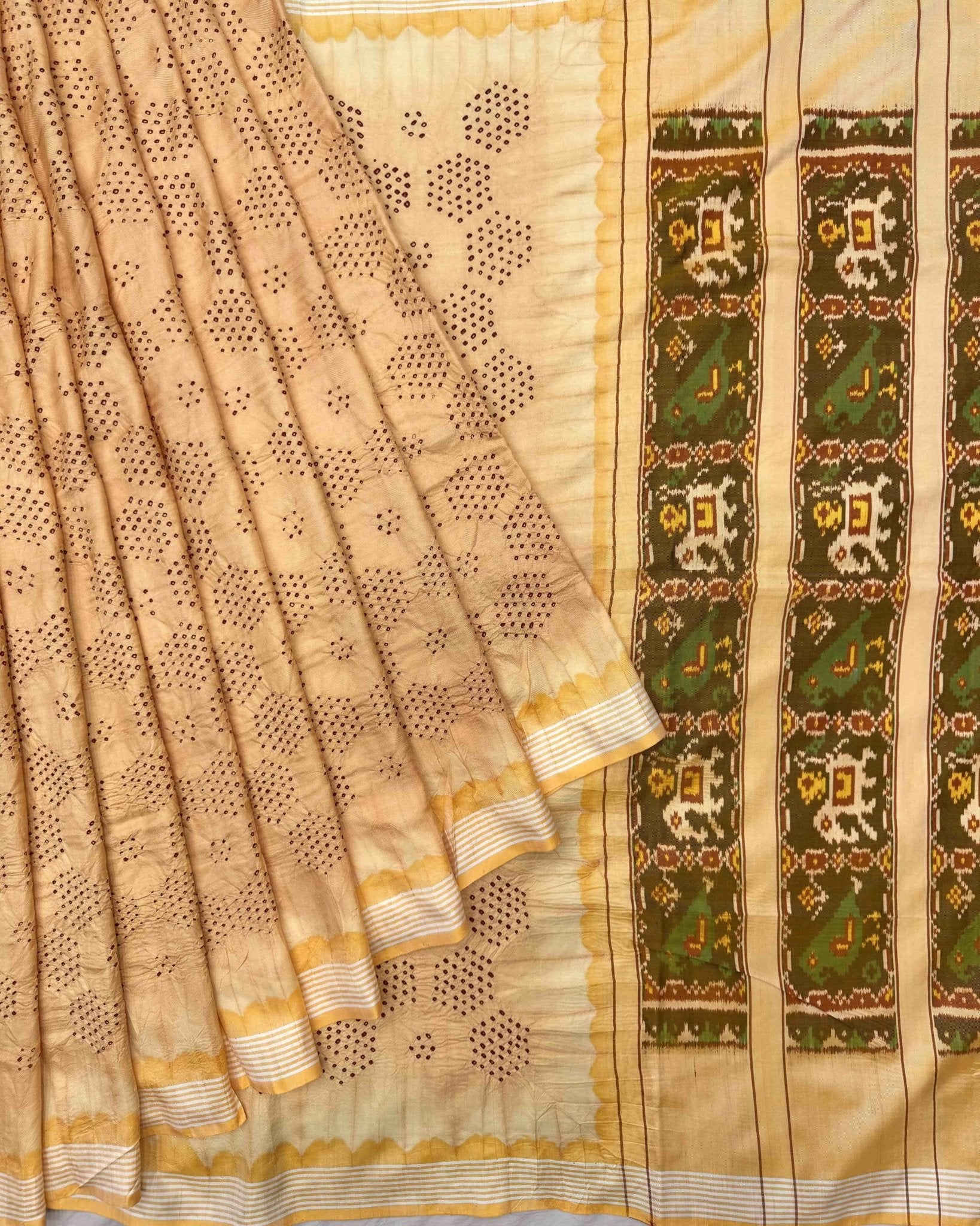 Light Peach Bandhani Patola Saree - SindhoiPatolaArt