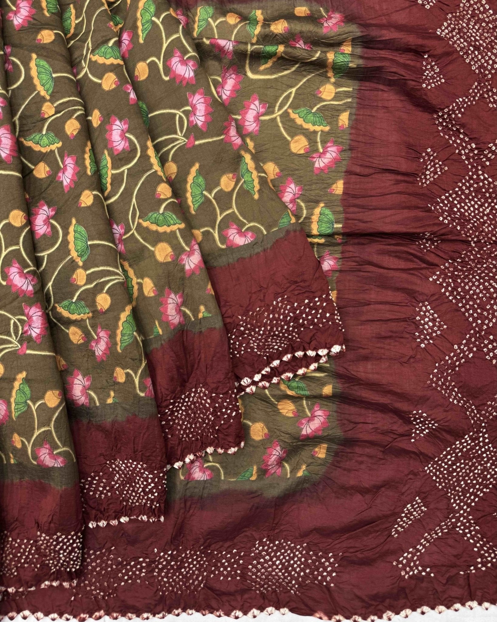 Maroon & Light Brown Picchwai Bandhani Saree - SindhoiPatolaArt
