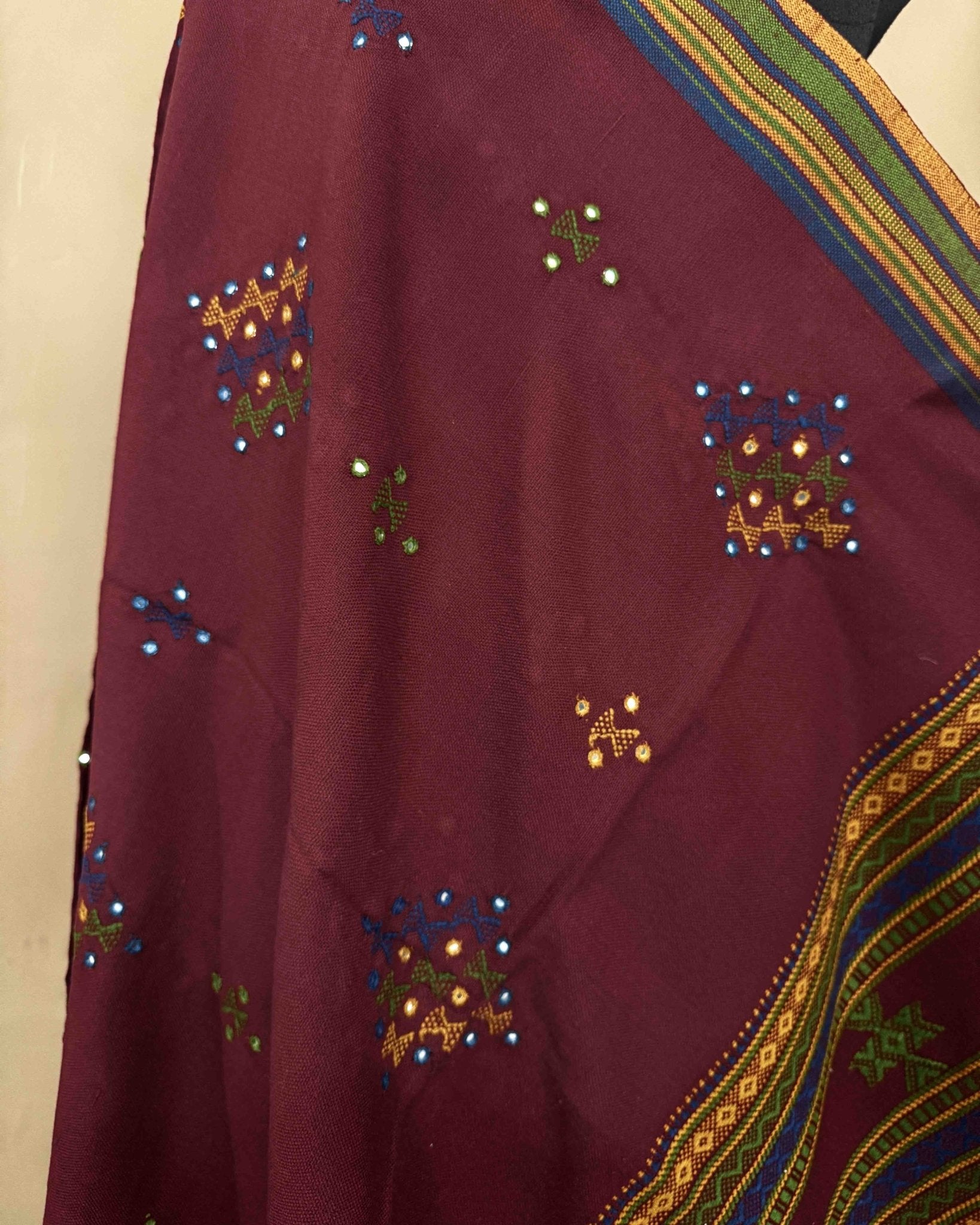 Maroon Red Butta Mirror Kutchi Woolen Shawl - SindhoiPatolaArt