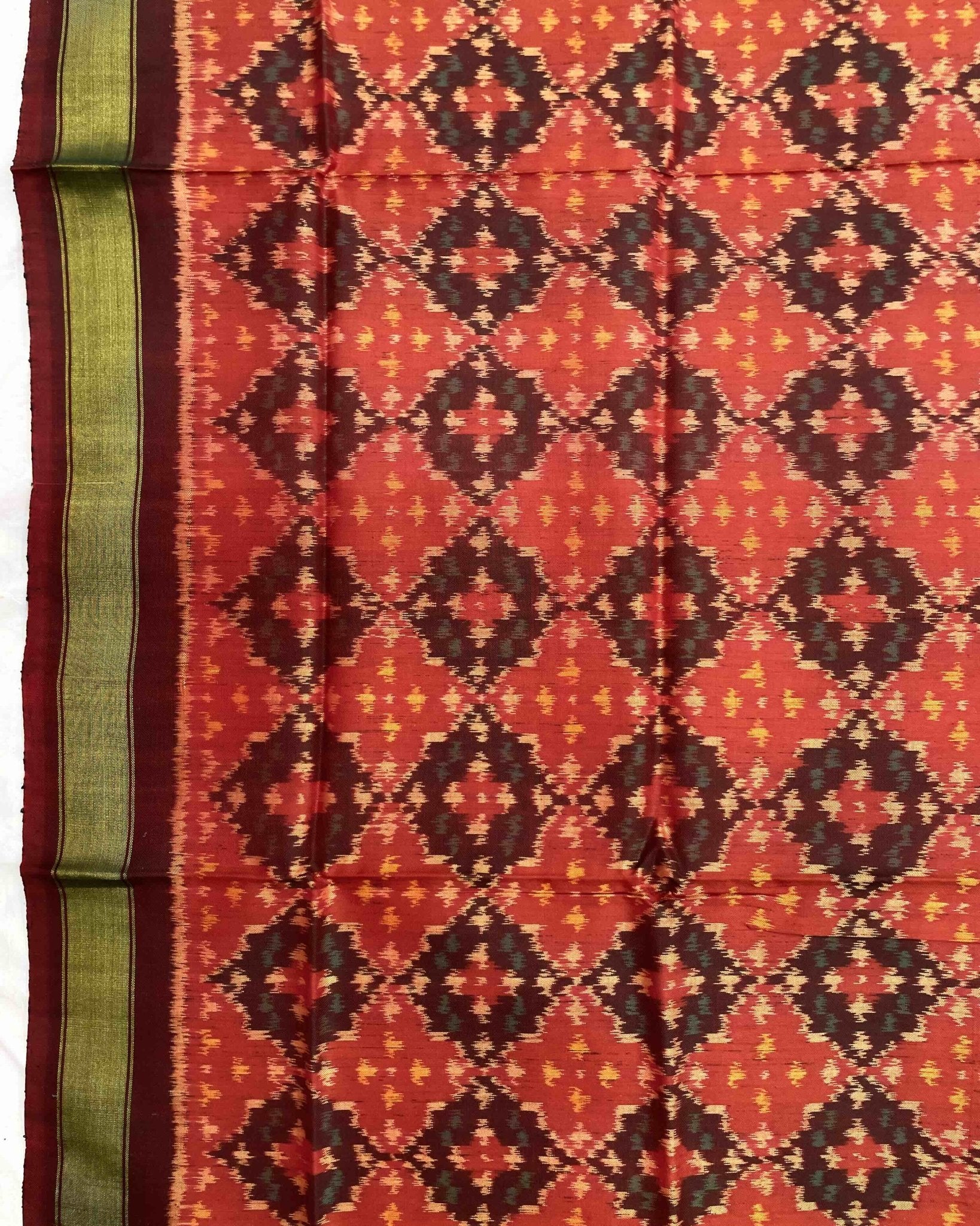 Maroon Red Buttonful Design Patola Dupatta - SindhoiPatolaArt