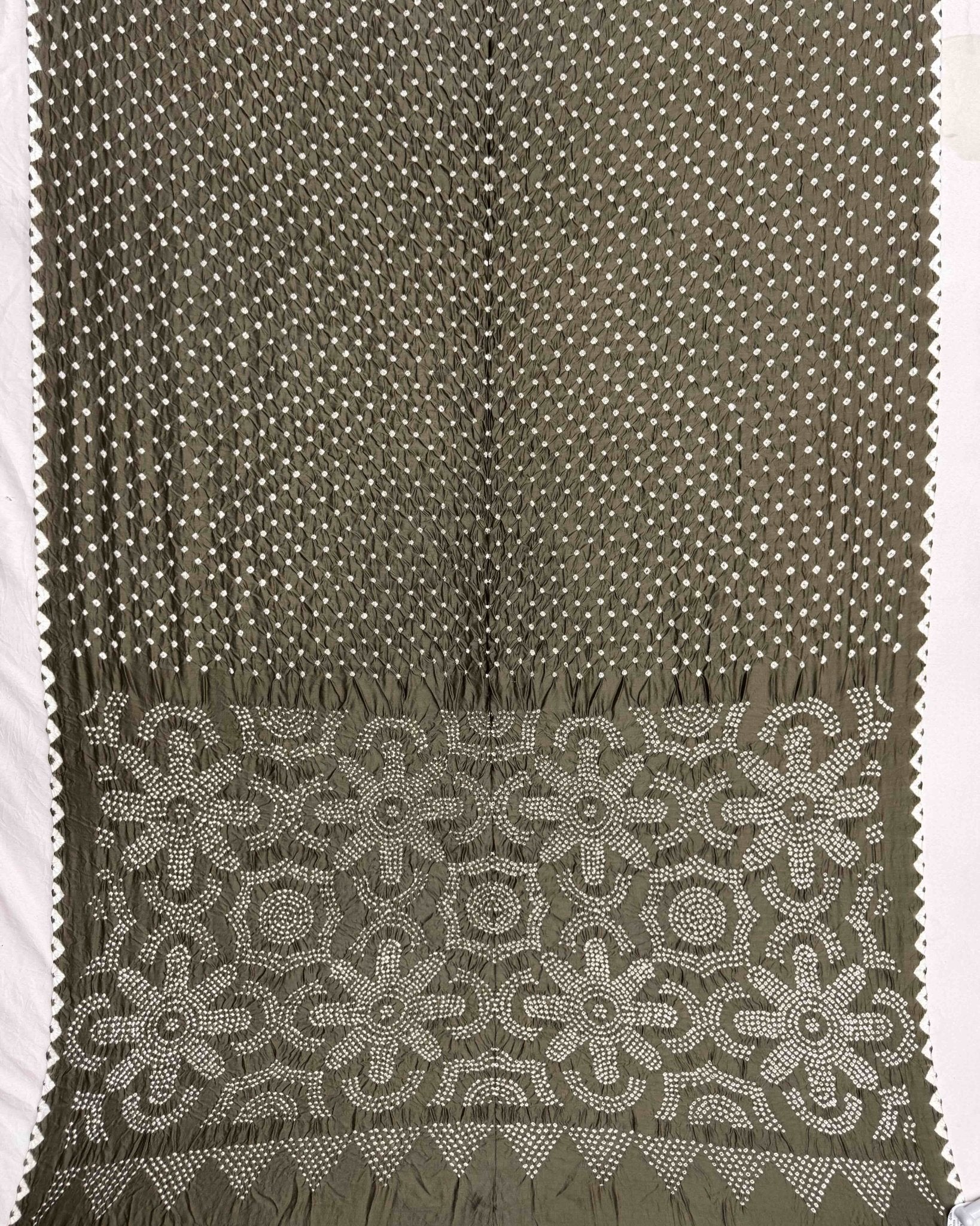Mehendi Chiniya Bandhani Saree - SindhoiPatolaArt