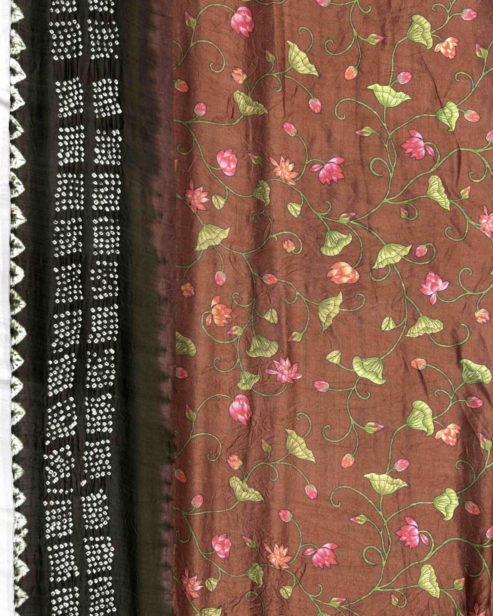 Mehendi Green & Brown Pichhwai Bandhani Saree - SindhoiPatolaArt