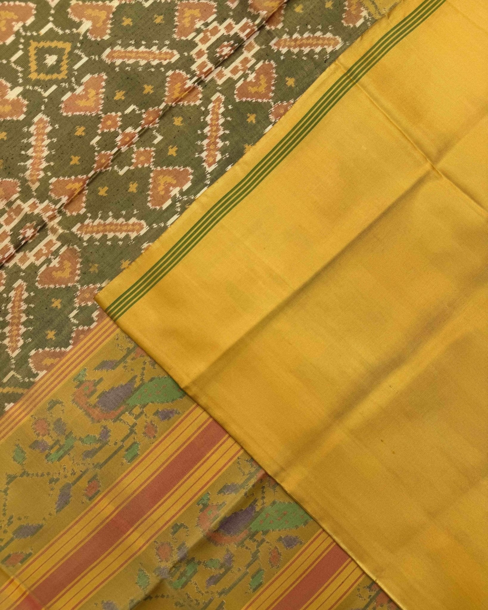 Mustard Yellow Mendi Green Manekchowk Semi Double Ikat Patola Saree - SindhoiPatolaArt