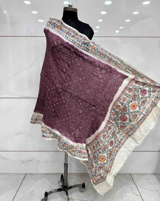 Off white & Onion Madhubani Bandhani Dupatta - SindhoiPatolaArt
