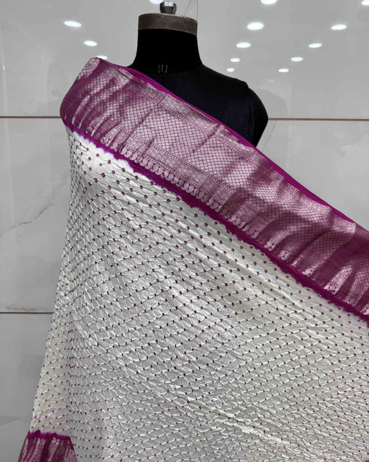 Off white & Pink Kanchipuram Bandhani Dupatta - SindhoiPatolaArt