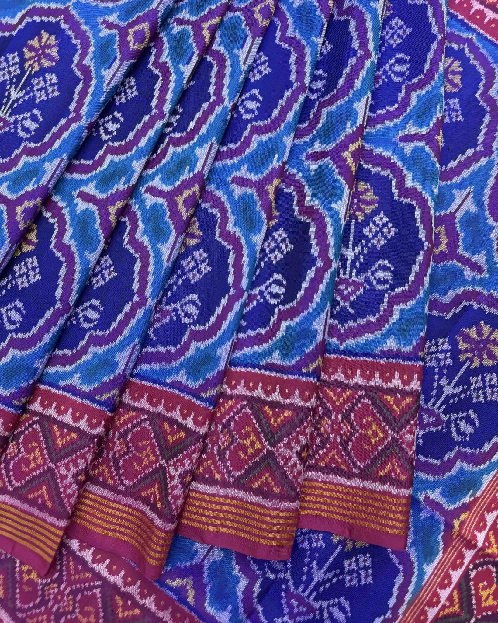 Pink & Blue Chhabdi Flower Semi Double Ikat Patola Saree - SindhoiPatolaArt